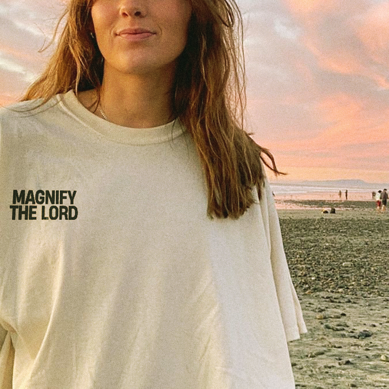 Magnify The Lord Graphic Tee