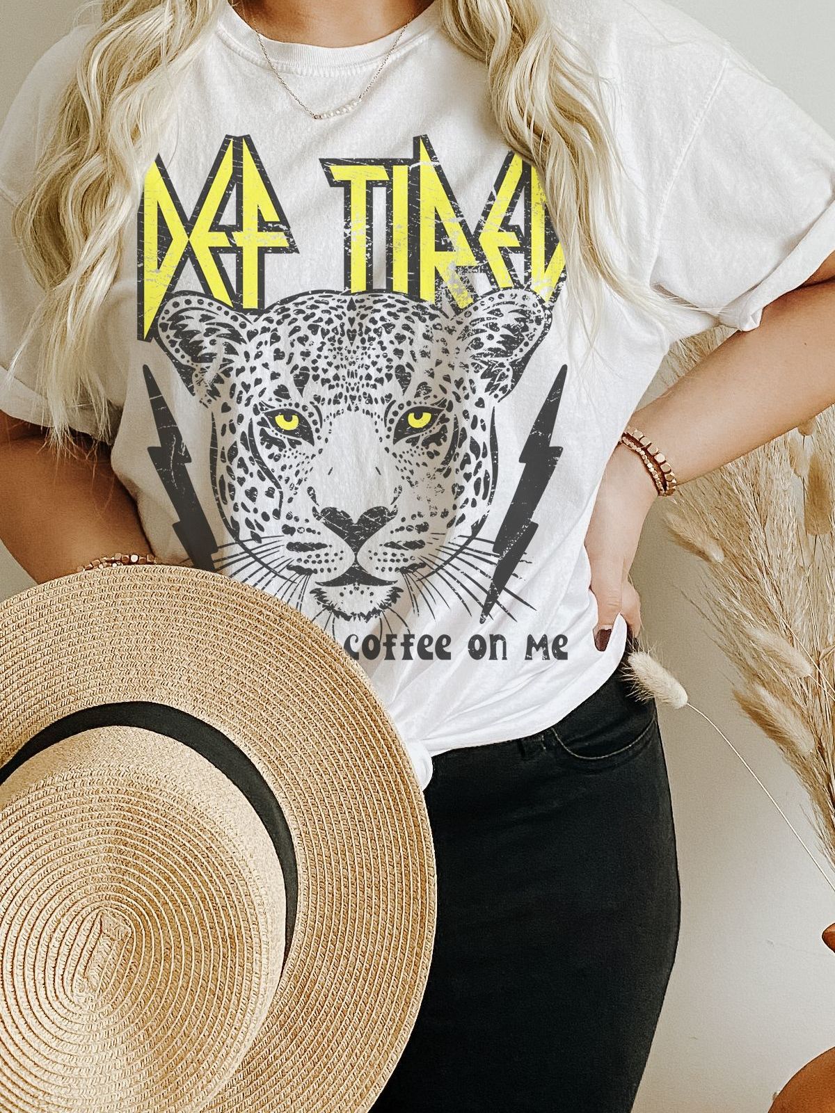 Def Tired Leopard Graphic T-shirt Coffee