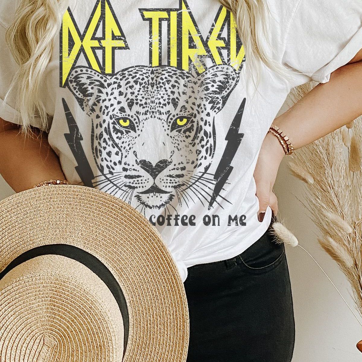 Def Tired Leopard Graphic T-shirt Coffee