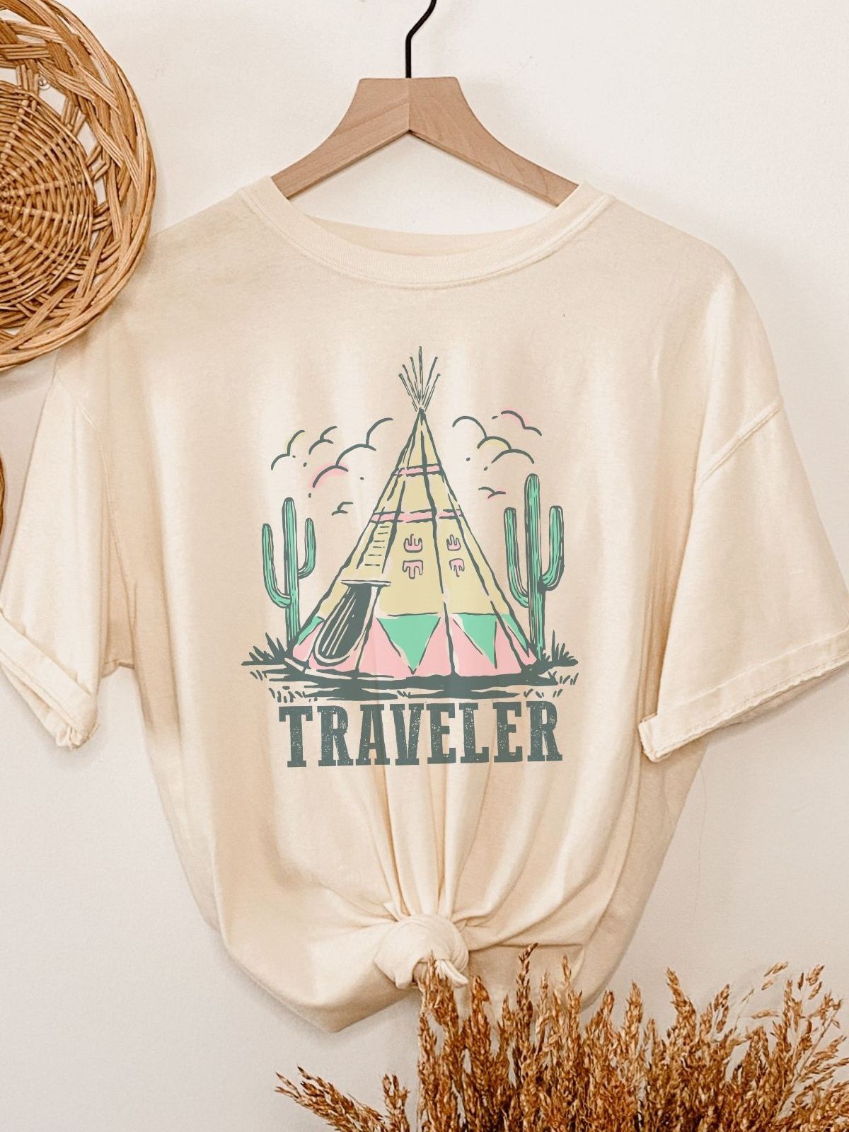 Traveler Unisex Tee Casual Outdoor