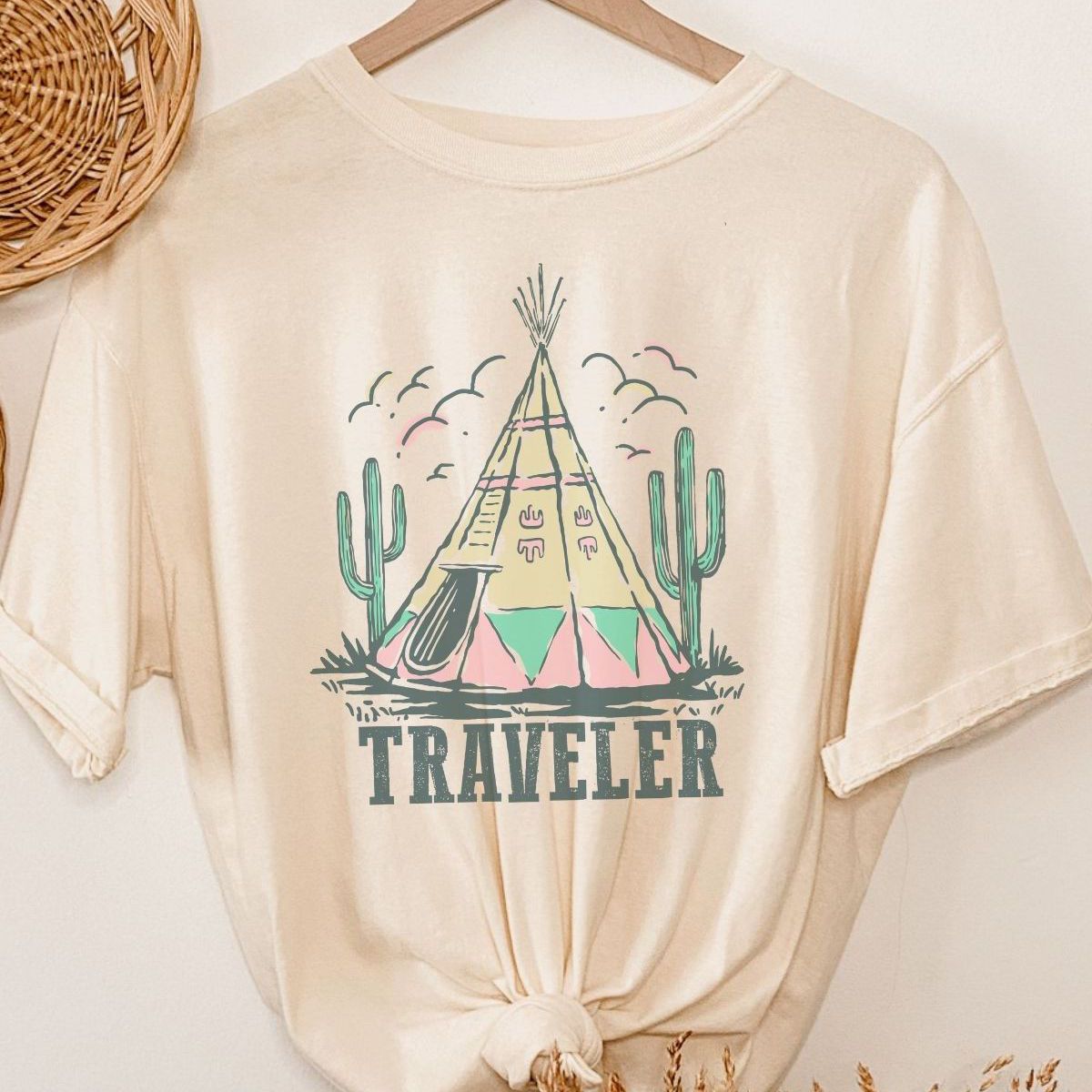Traveler Unisex Tee Casual Outdoor