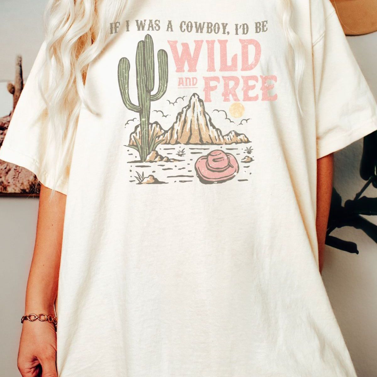 Wild and Free Women's T-Shirt Western Style