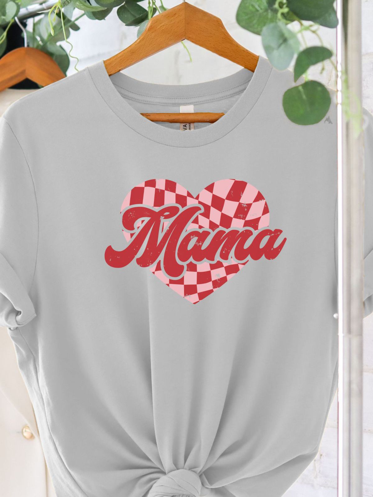 Mama heart graphic women's t shirt