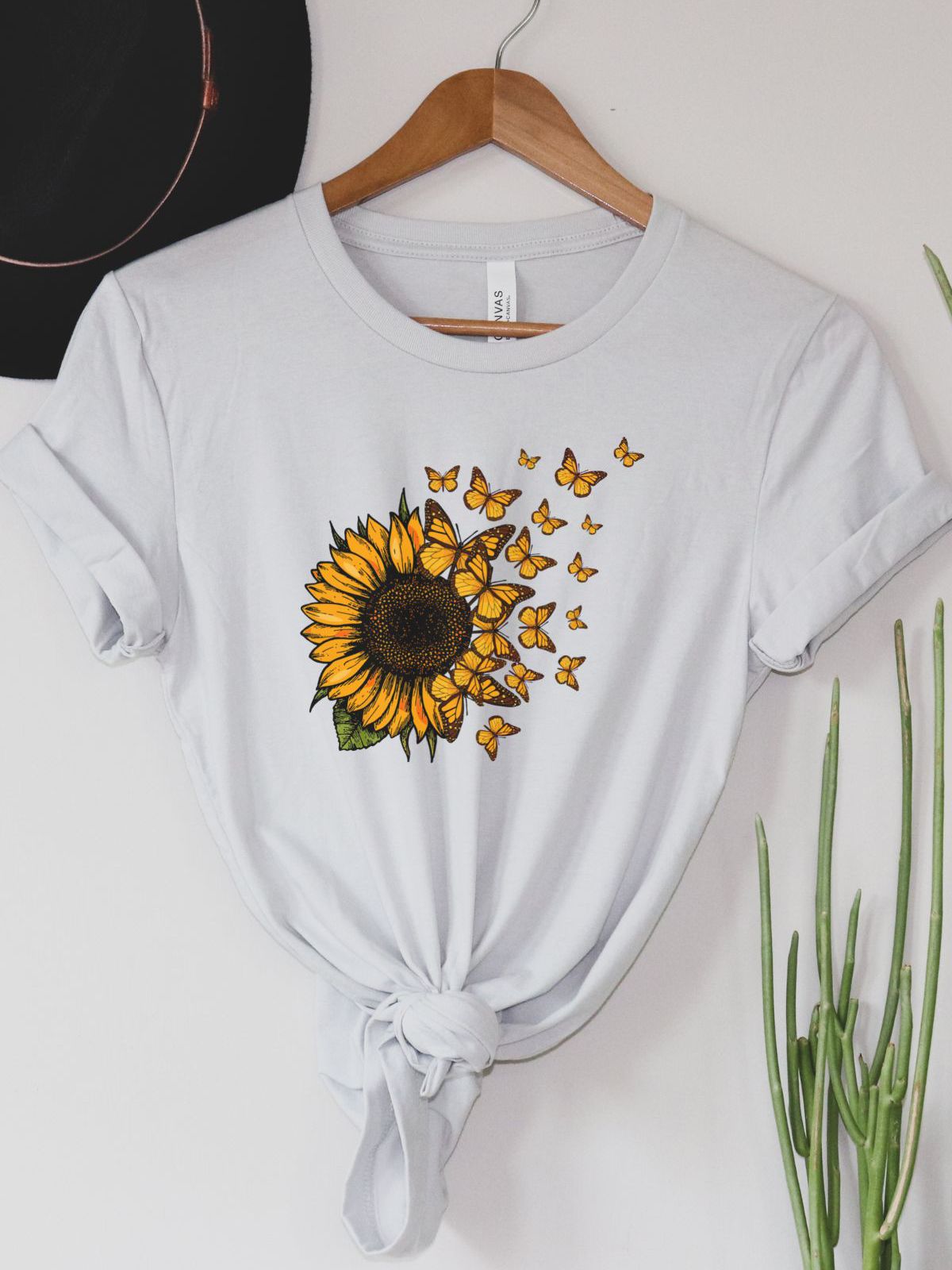 t-shirt with sunflower and butterflies design