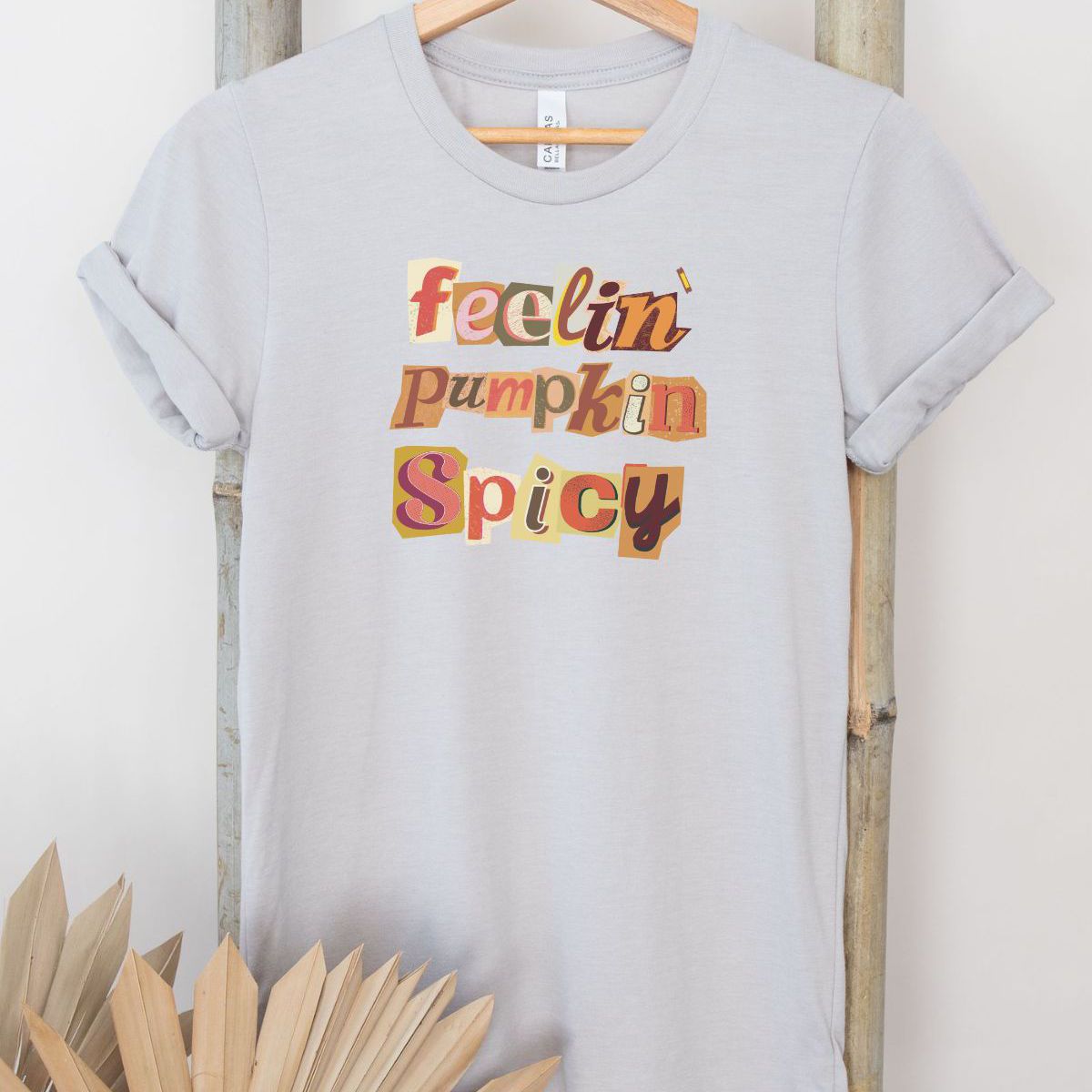 Feelin Pumpkin Spicy Women's T-Shirt Autumn