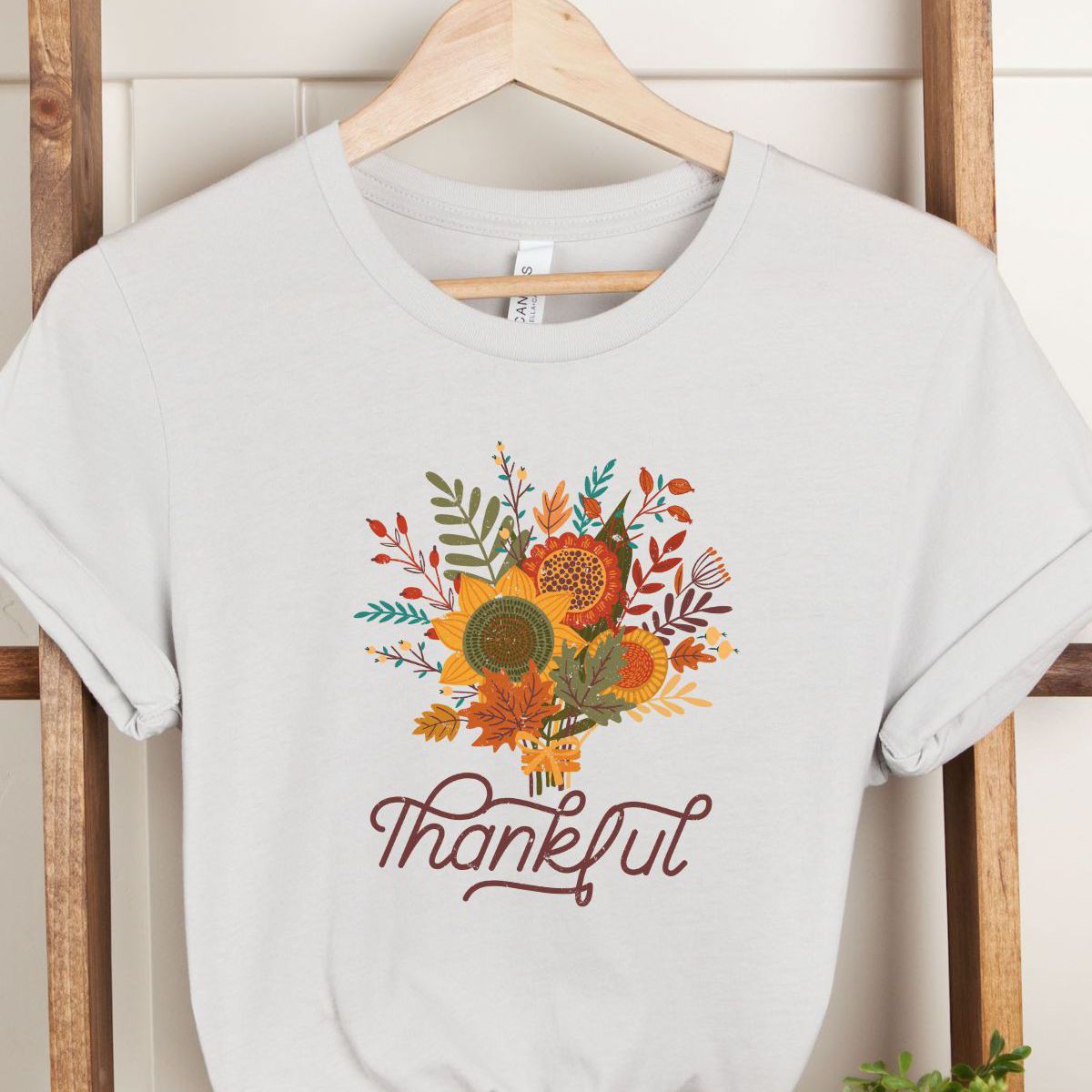 Thankful Women T-Shirt Thanksgiving