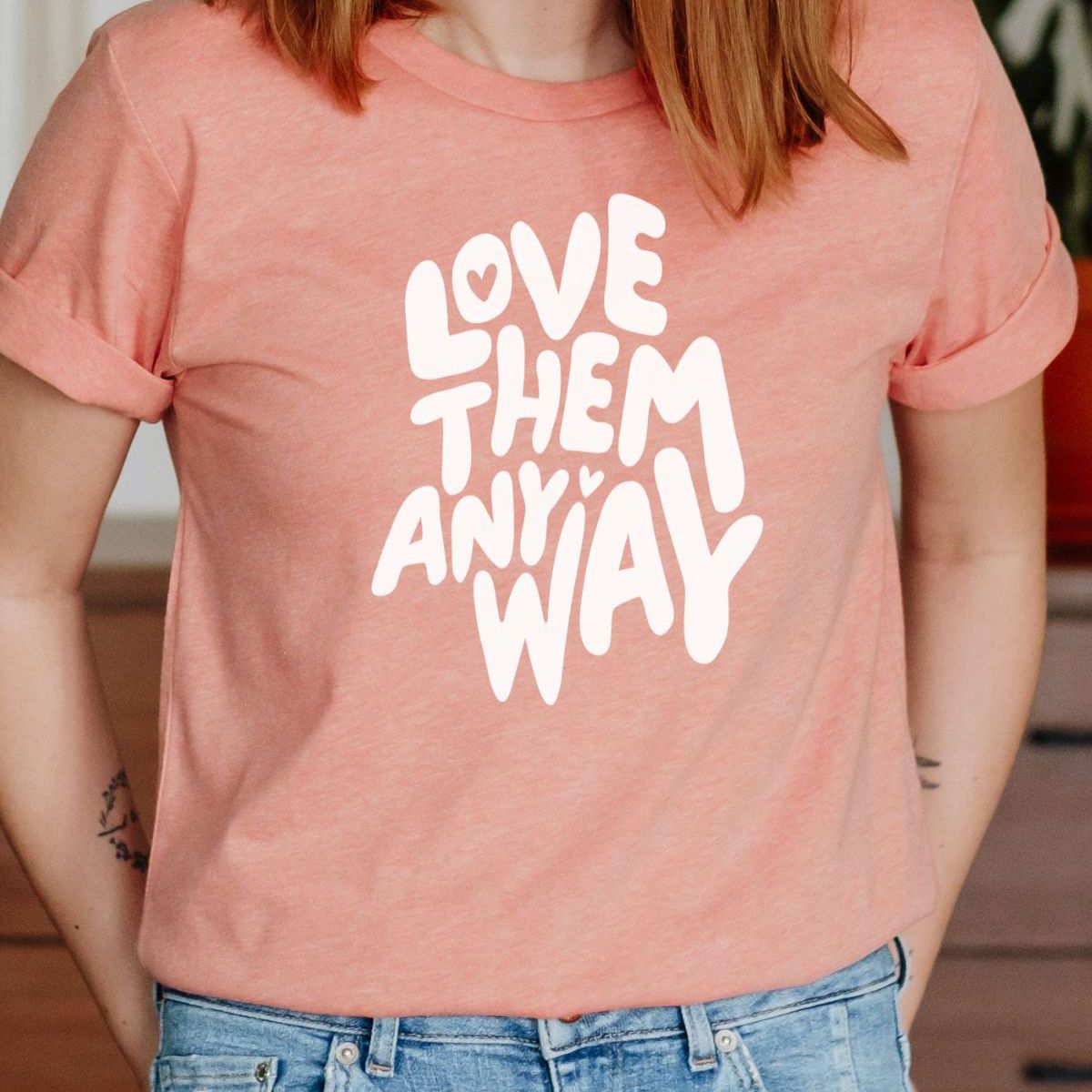 Love Design Women's T-shirt Valentine's Day