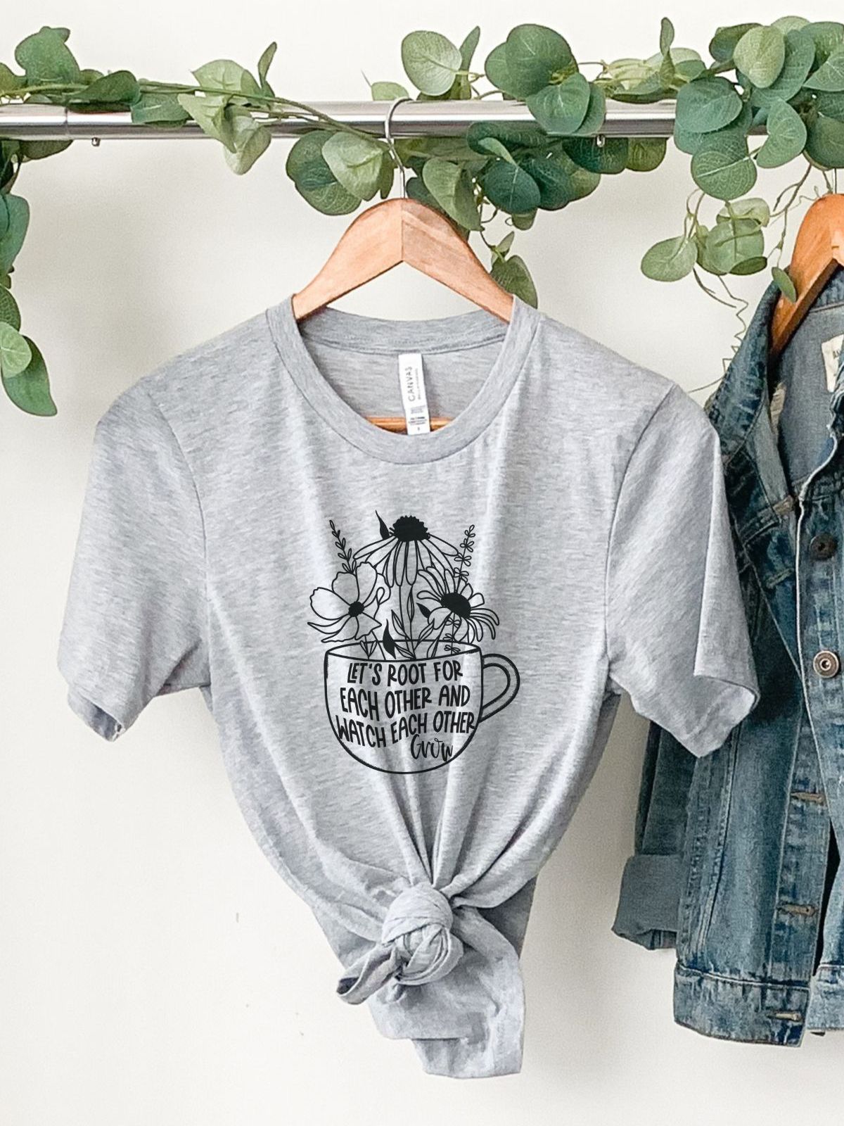 Floral Design Women's T-Shirt Spring