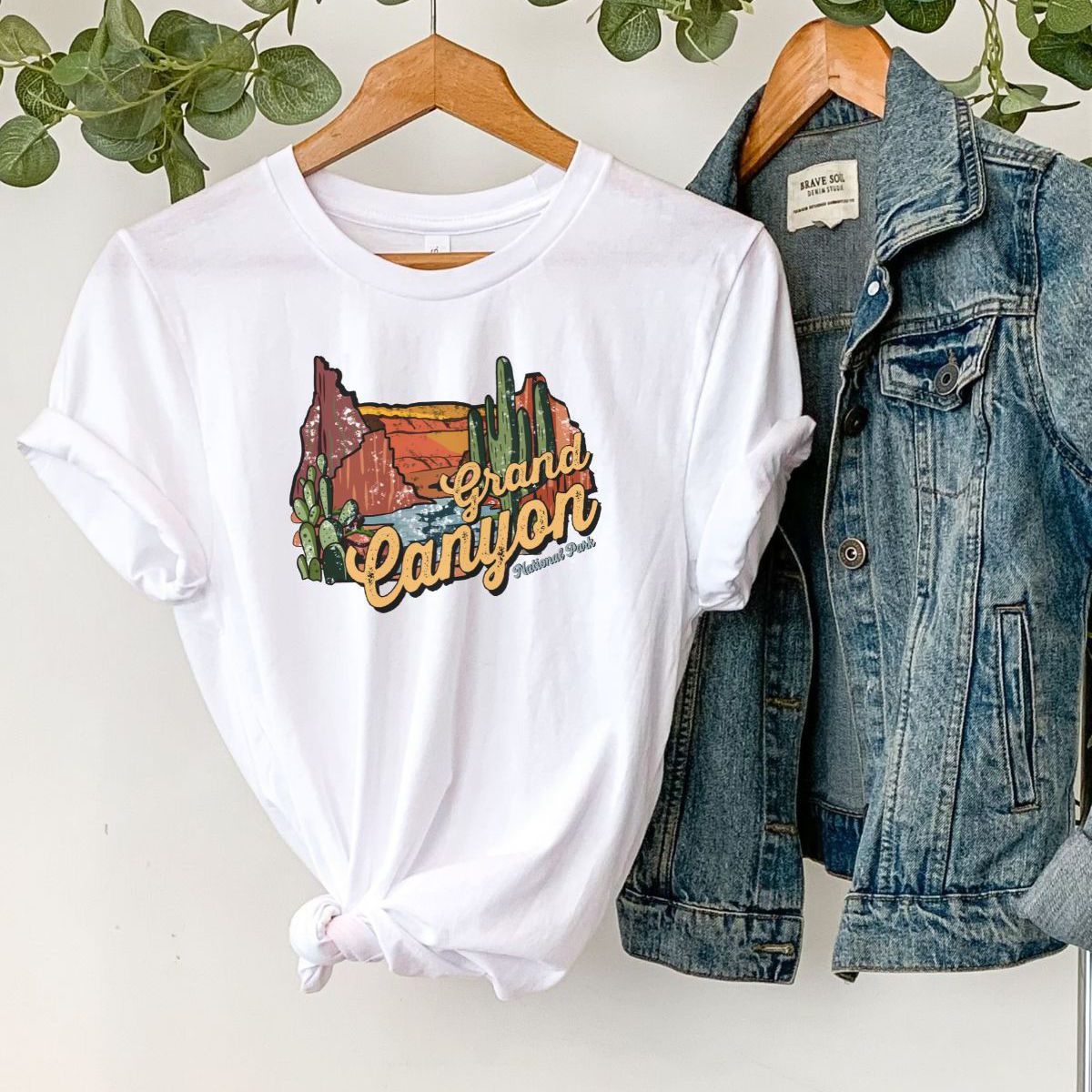 Grand Canyon Womens T-Shirt Adventure