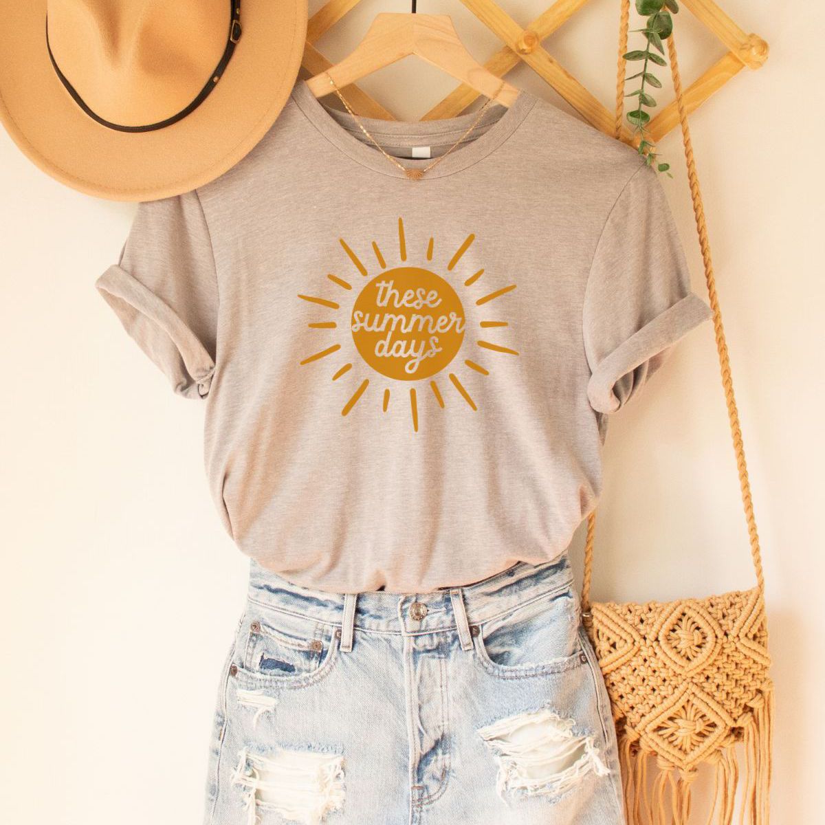 Summer Days Women's T-Shirt