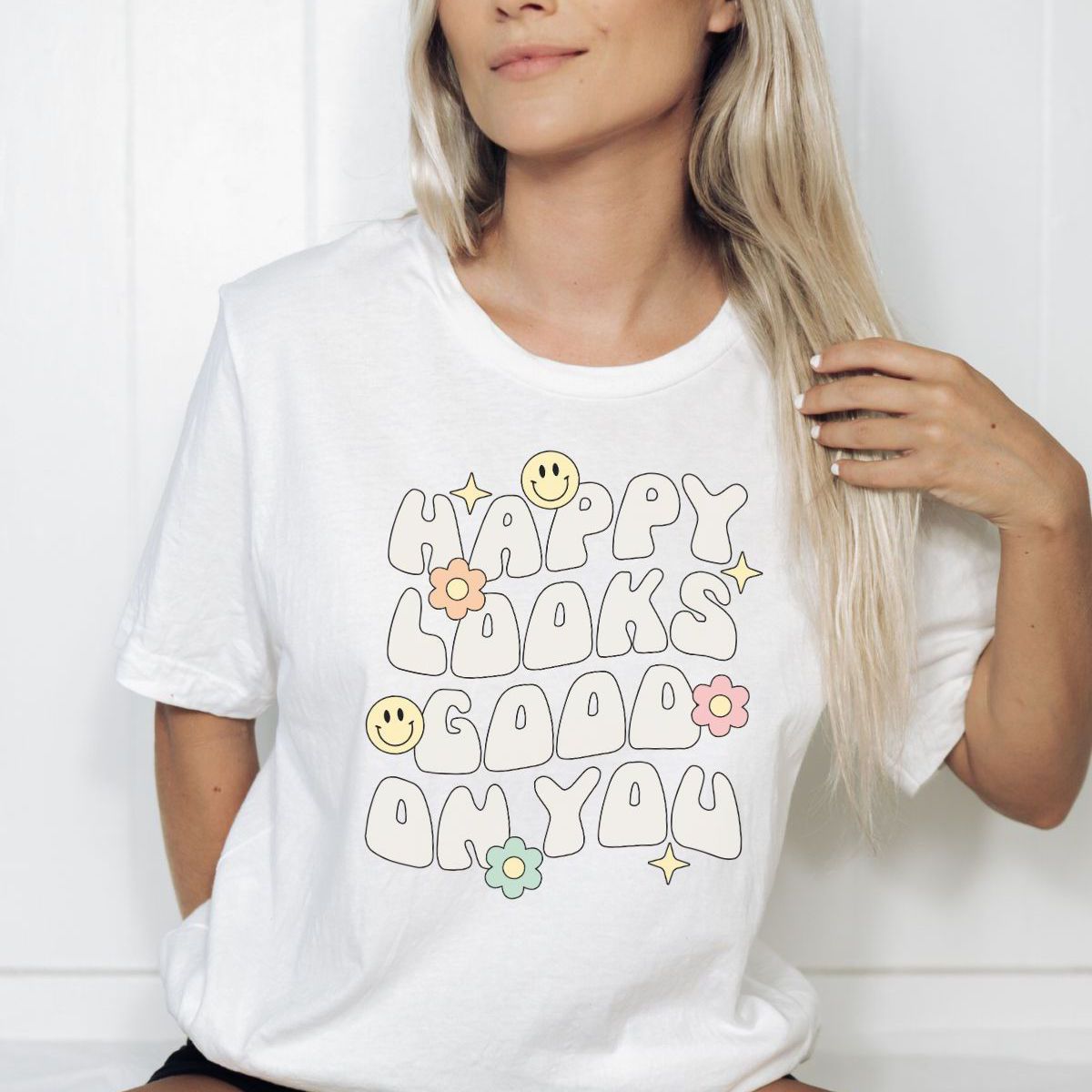 Happy Looks Good Women T-Shirt Casual