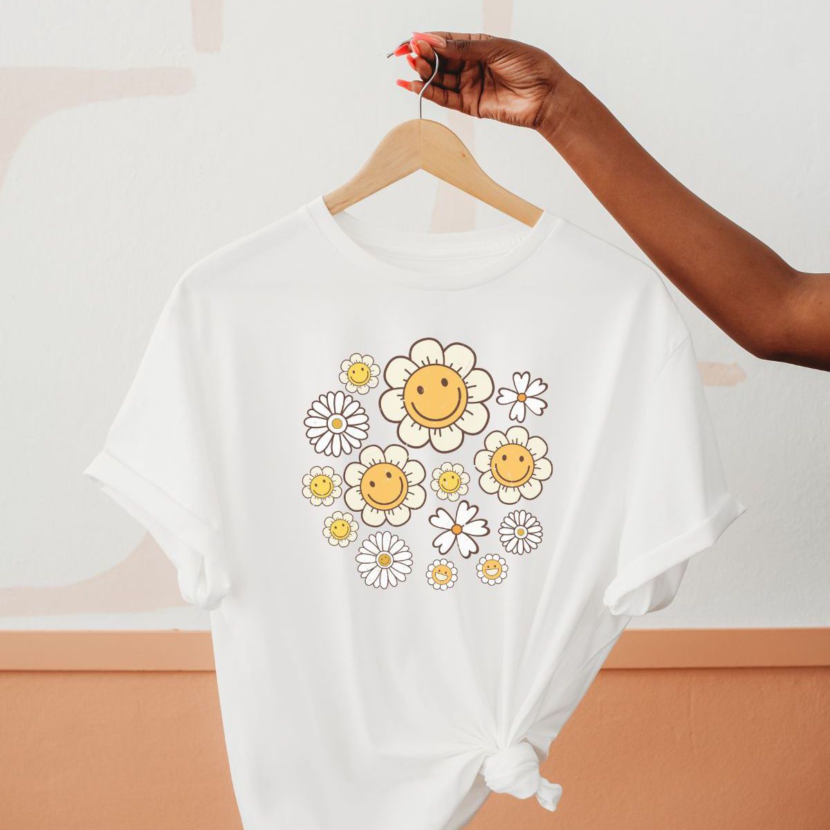 Smiley Daisy Women's T-Shirt Spring