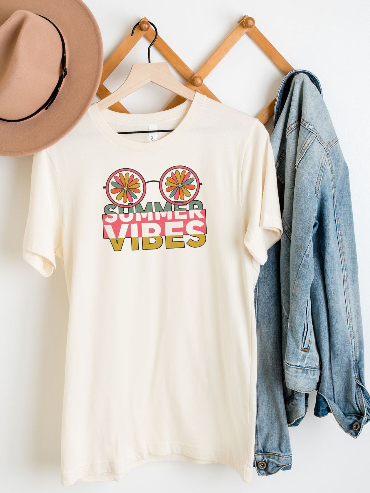 Summer Vibes Women's T-Shirt