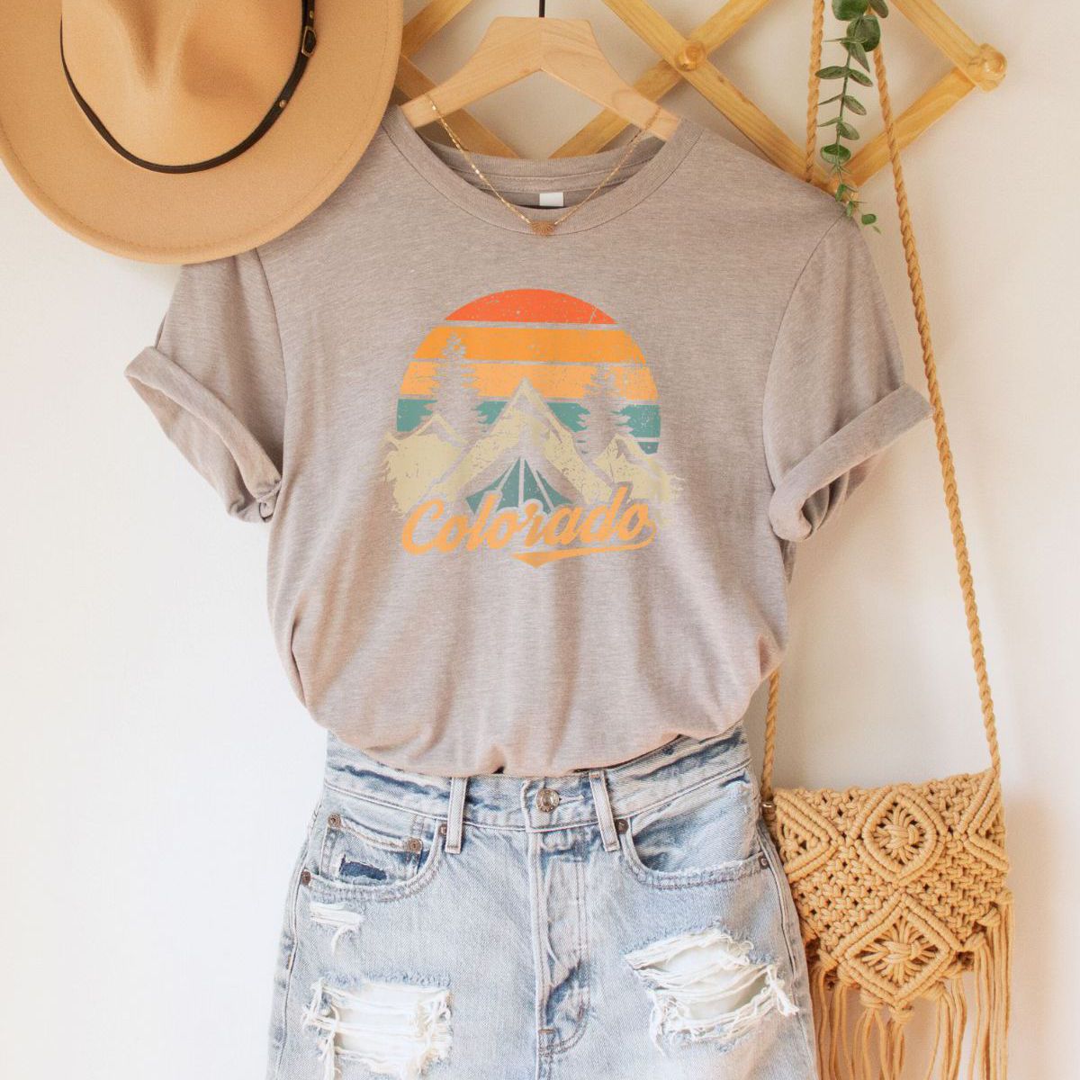 vintage mountain sunset tee