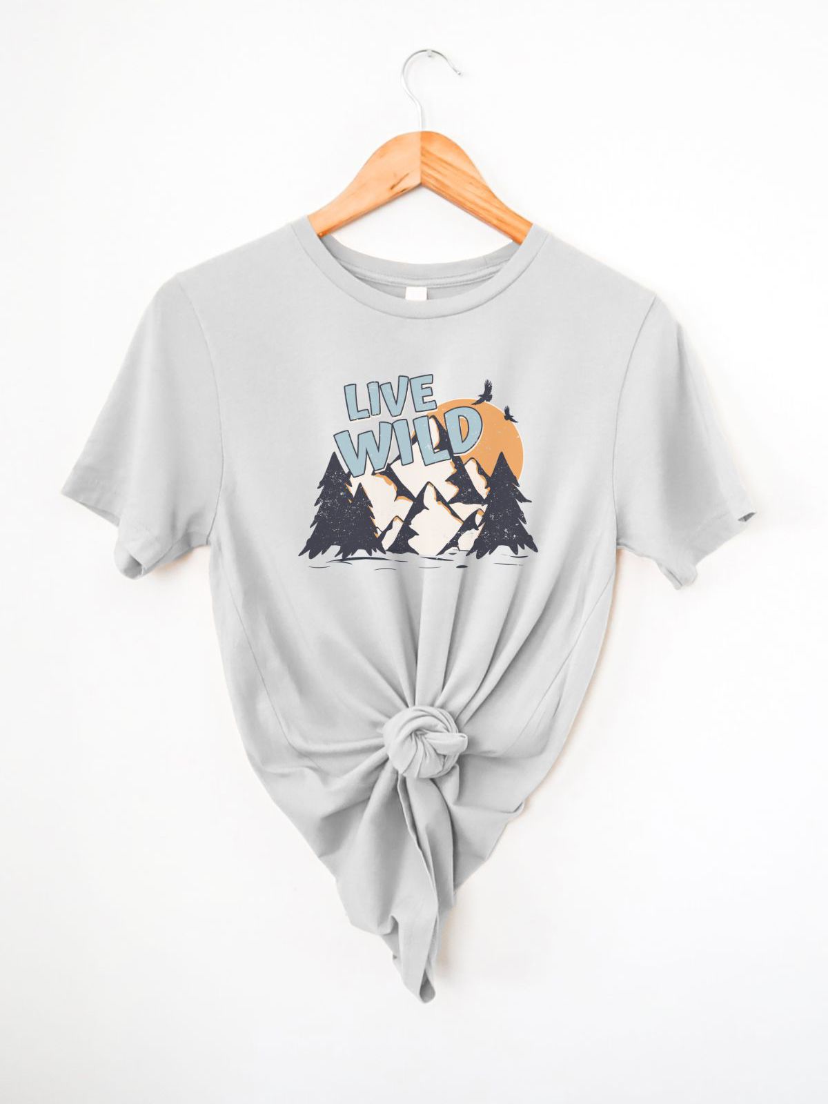 Live Wild Women's T-shirt Adventure