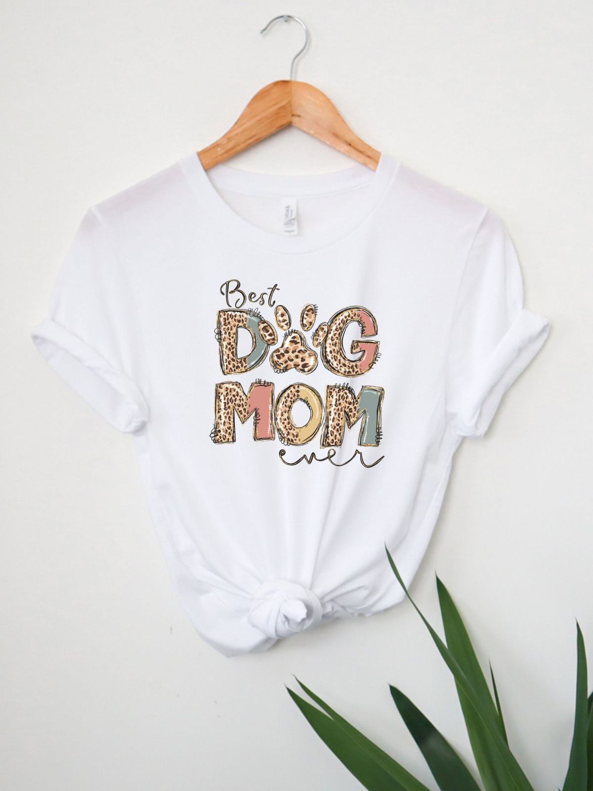 Best Dog Mom Women's T-Shirt Casual