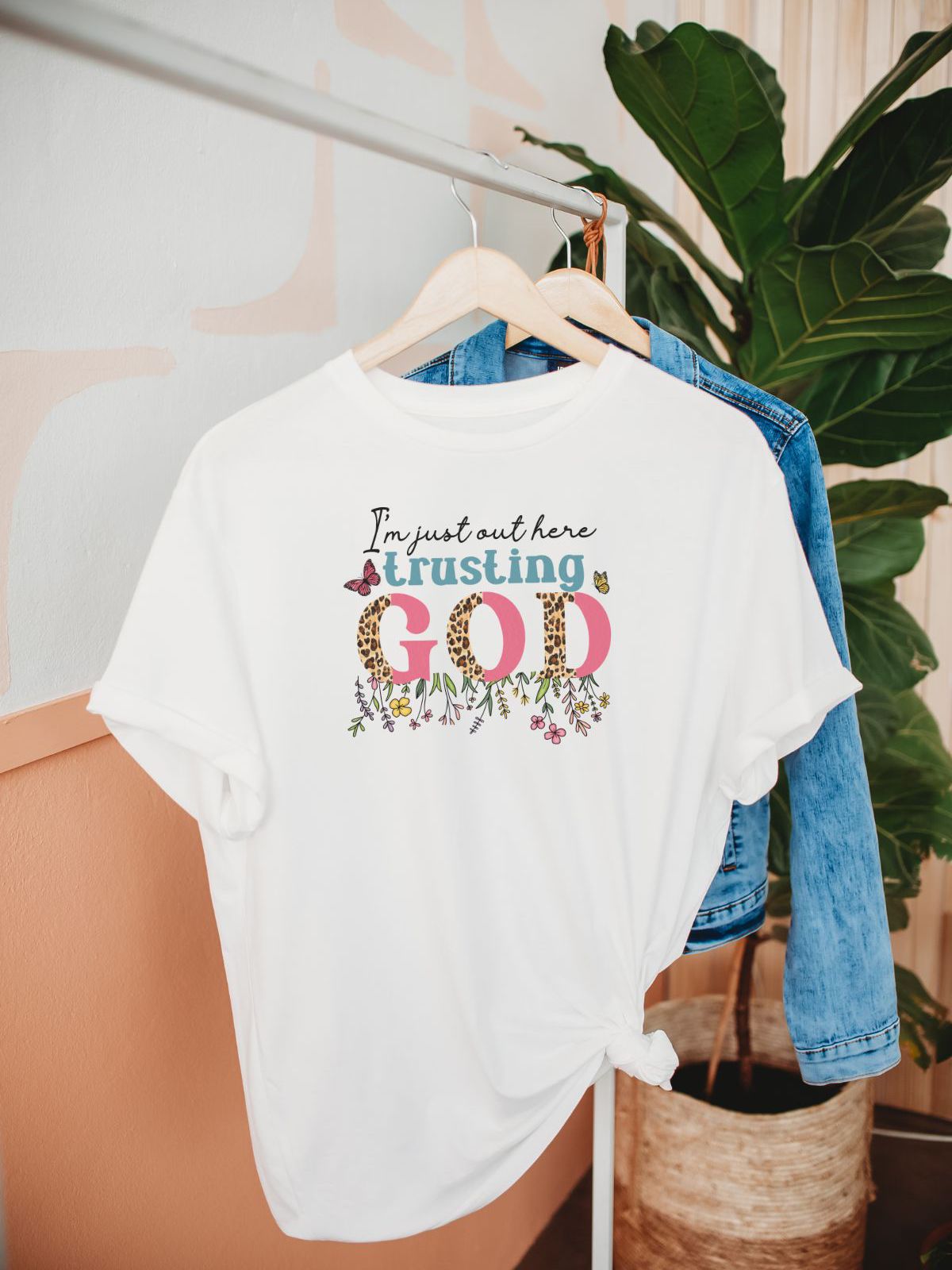 Trusting God Women's T-Shirt Faith