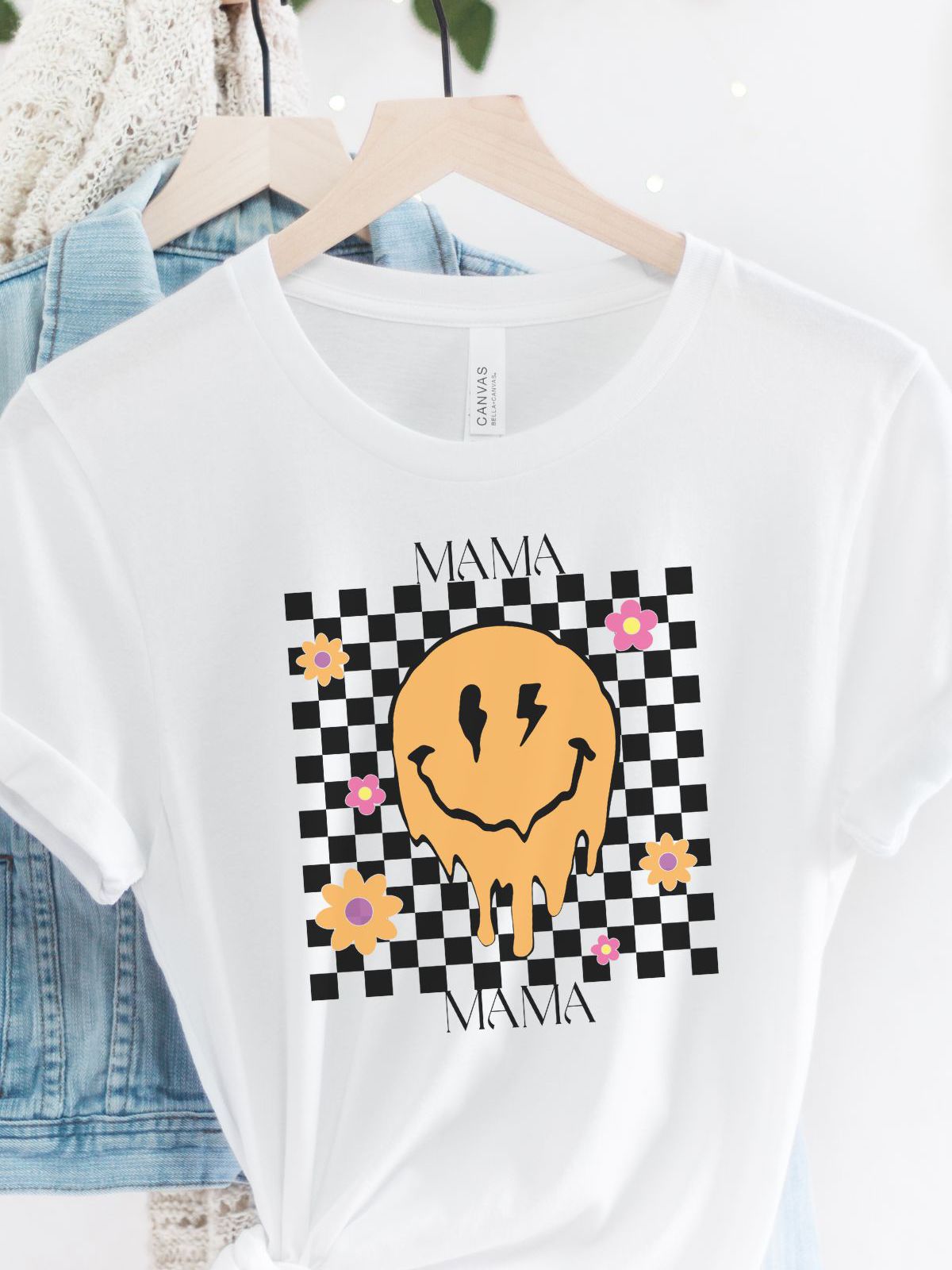 Mama Smiley Face Women's Tee Flower