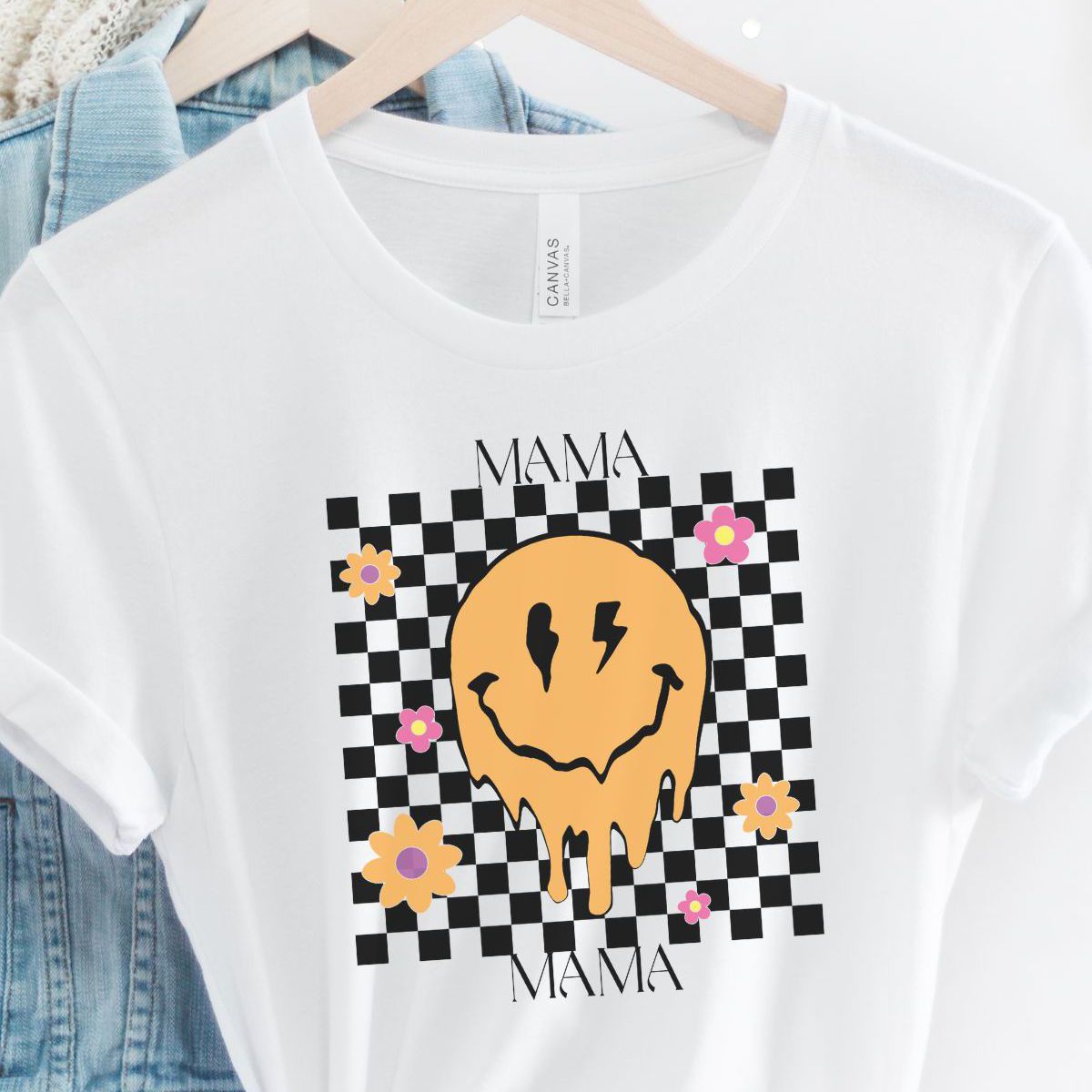 Mama Smiley Face Women's Tee Flower