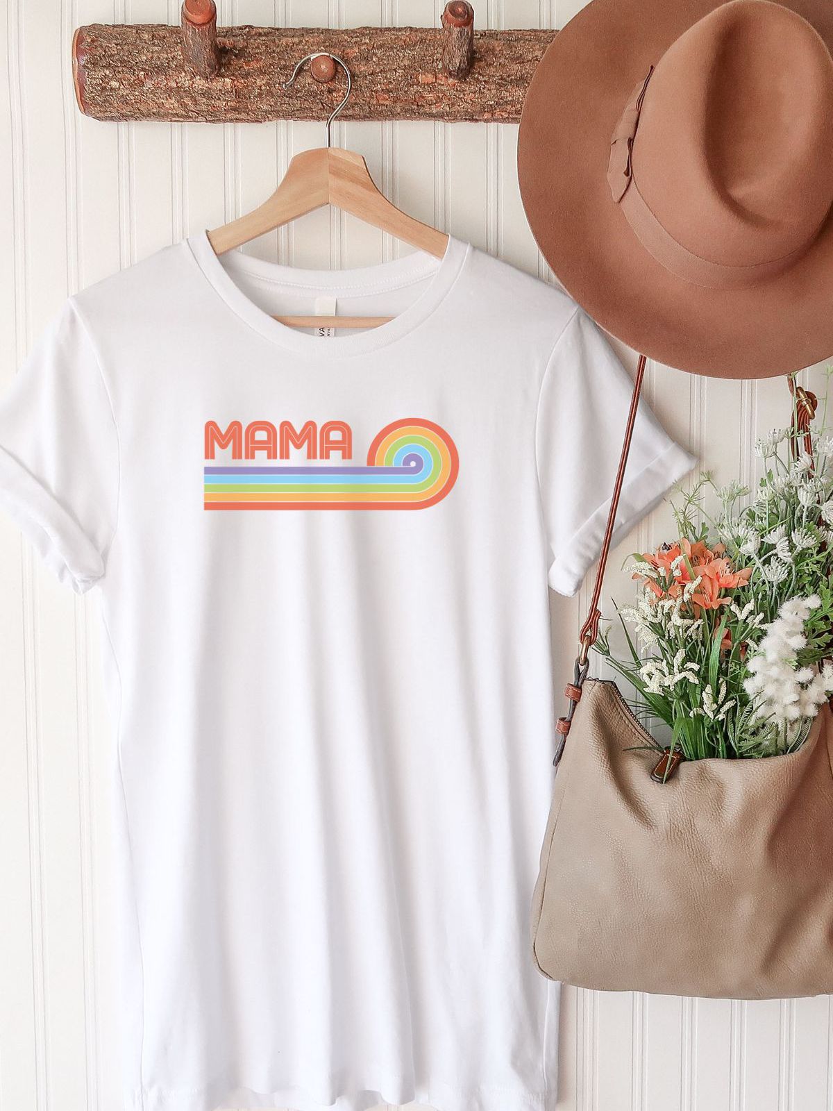 Retro Mama Women's T-Shirt Casual