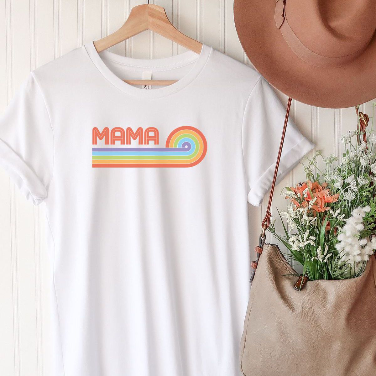 Retro Mama Women's T-Shirt Casual