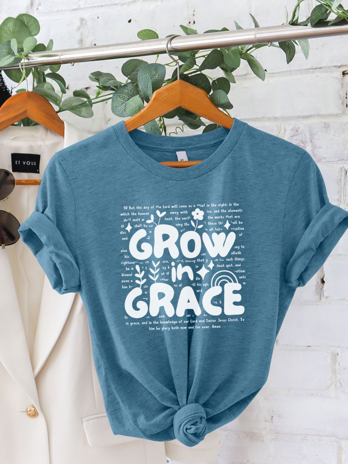 Grow in Grace Womens T-Shirt Casual