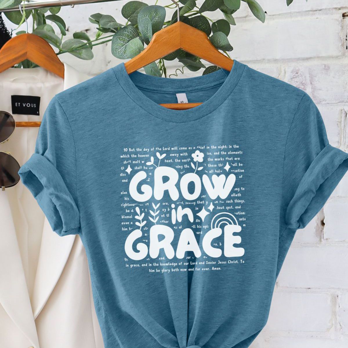 Grow in Grace Womens T-Shirt Casual