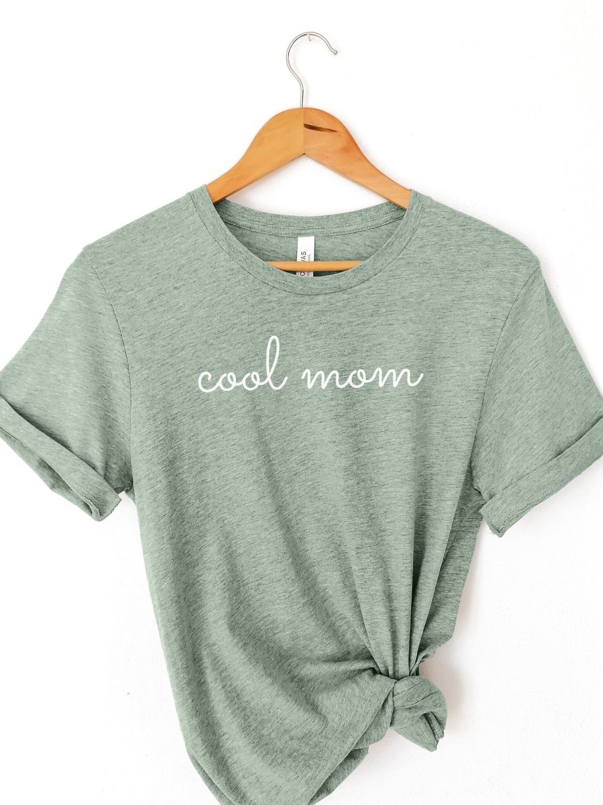 Cool Mom Women's T-Shirt Fashion