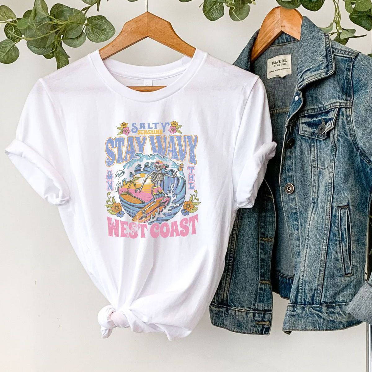 Stay Wavy Women's T-Shirt