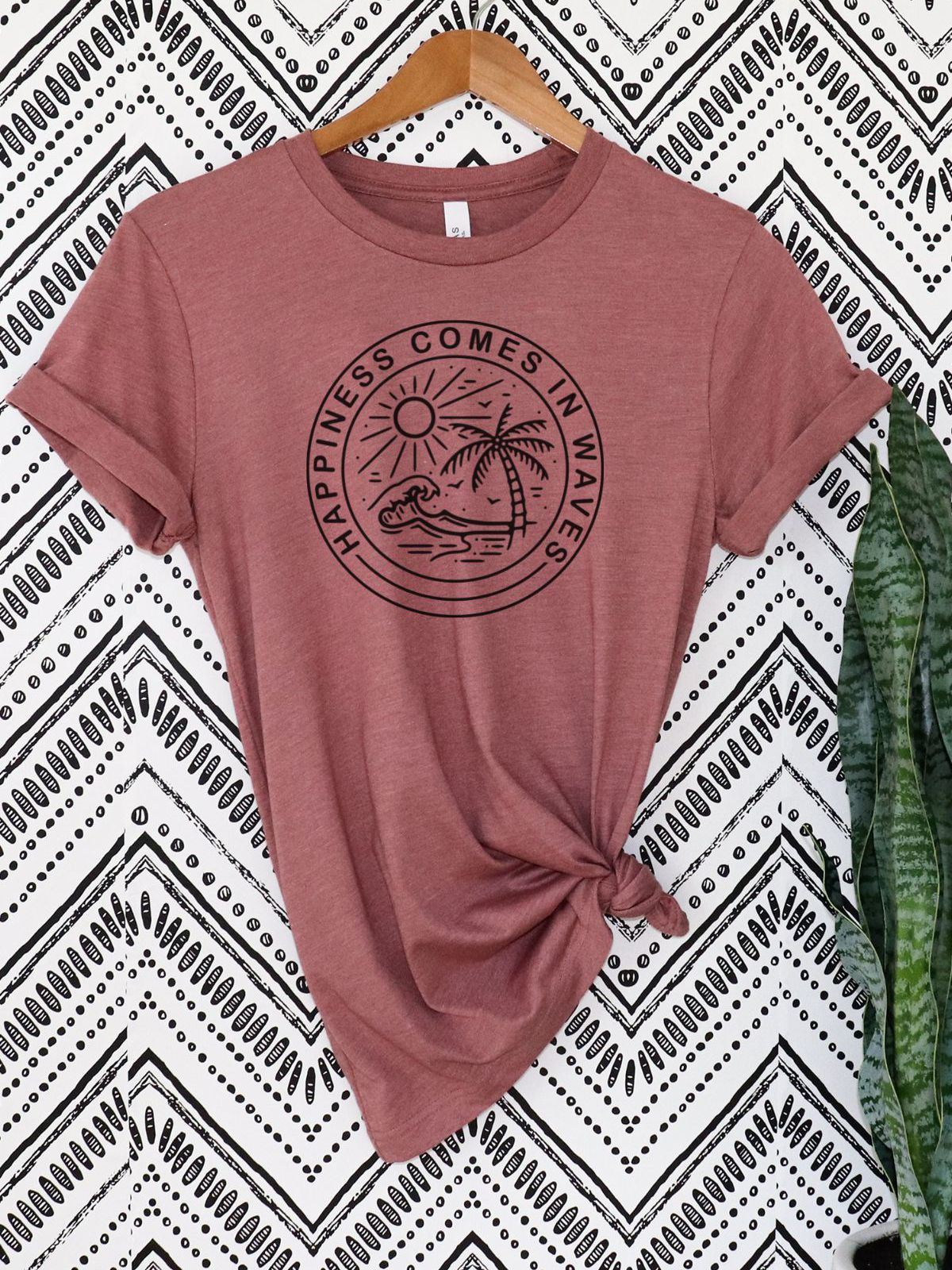 Happiness Comes In Waves Women's Tee Summer