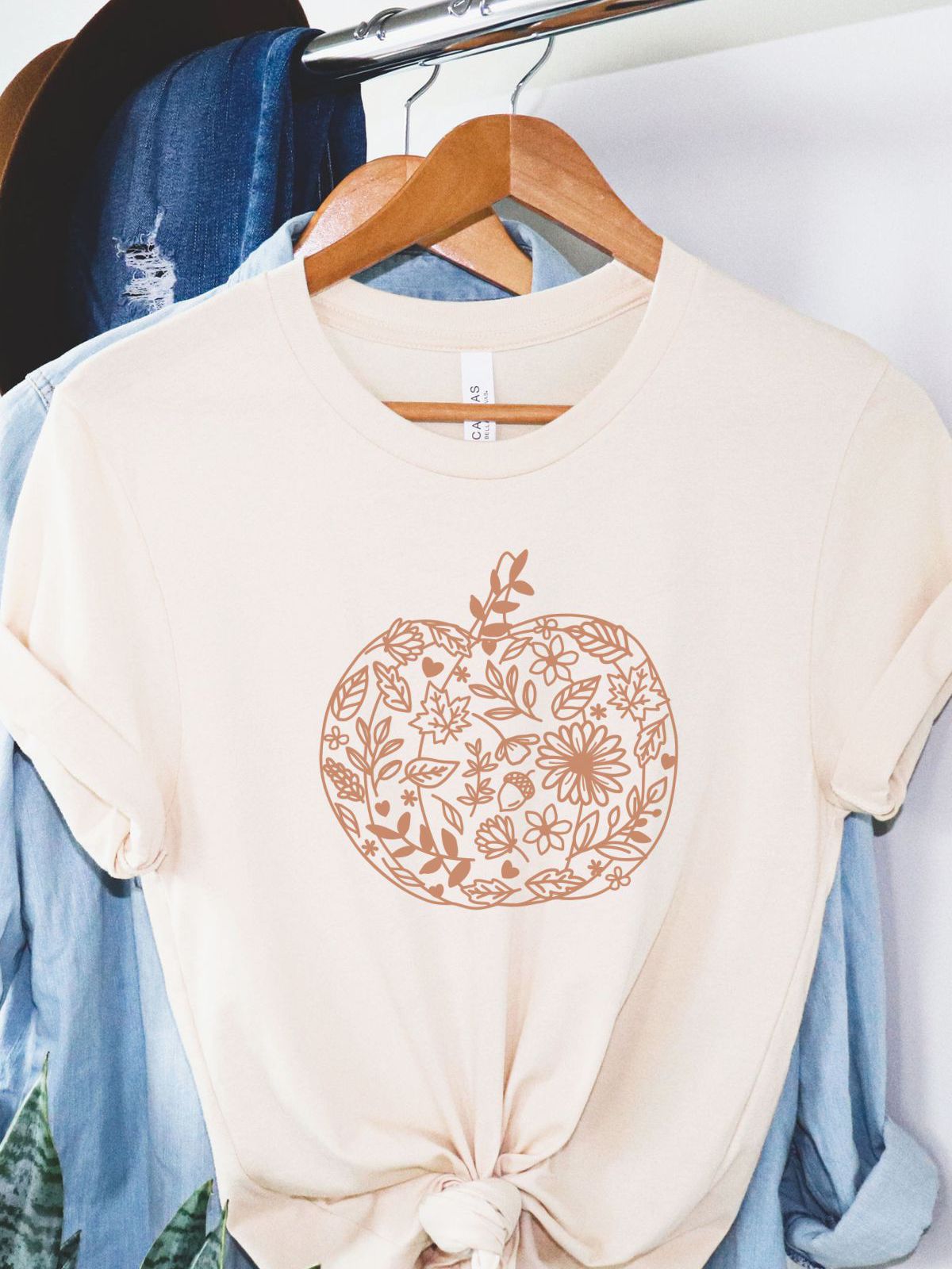 Floral Pumpkin Graphic TShirt