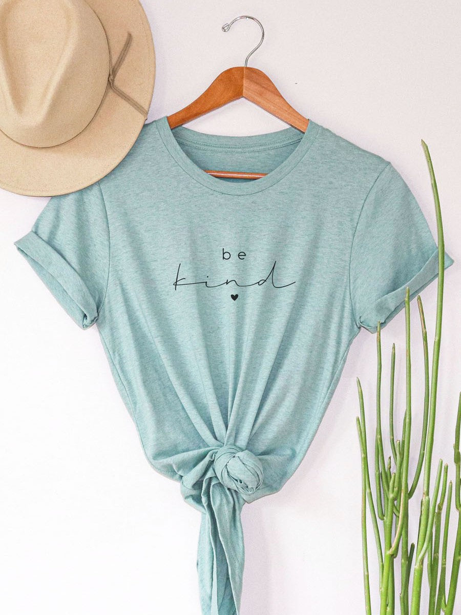 Be Kind Women's T-Shirt