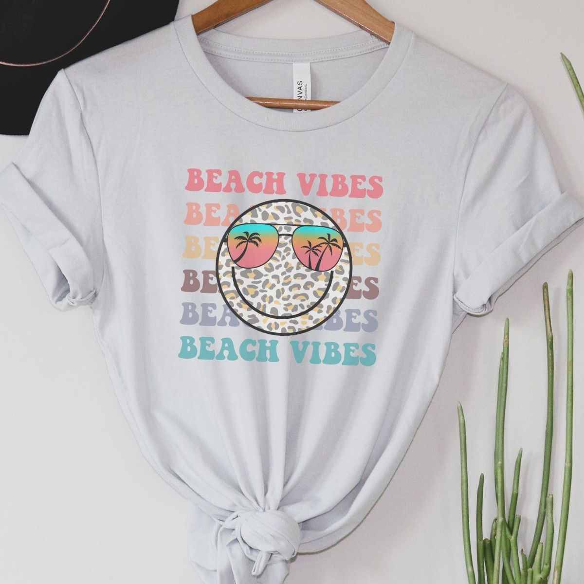 Beach Vibes Women's T-Shirt Summer