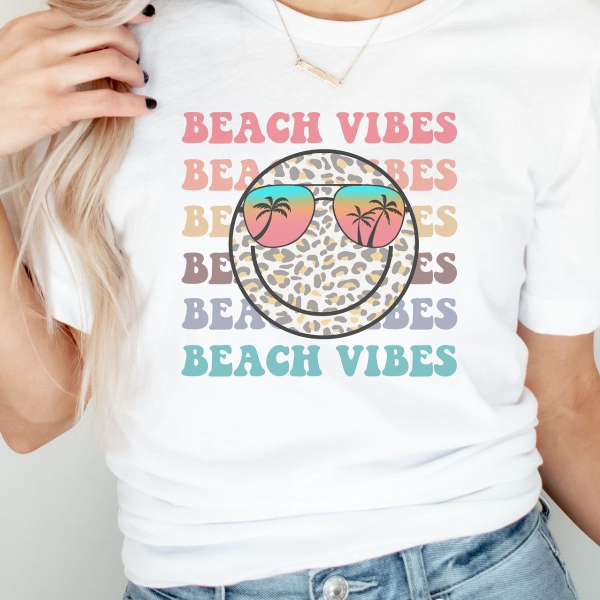 Beach Vibes Women's T-Shirt Summer