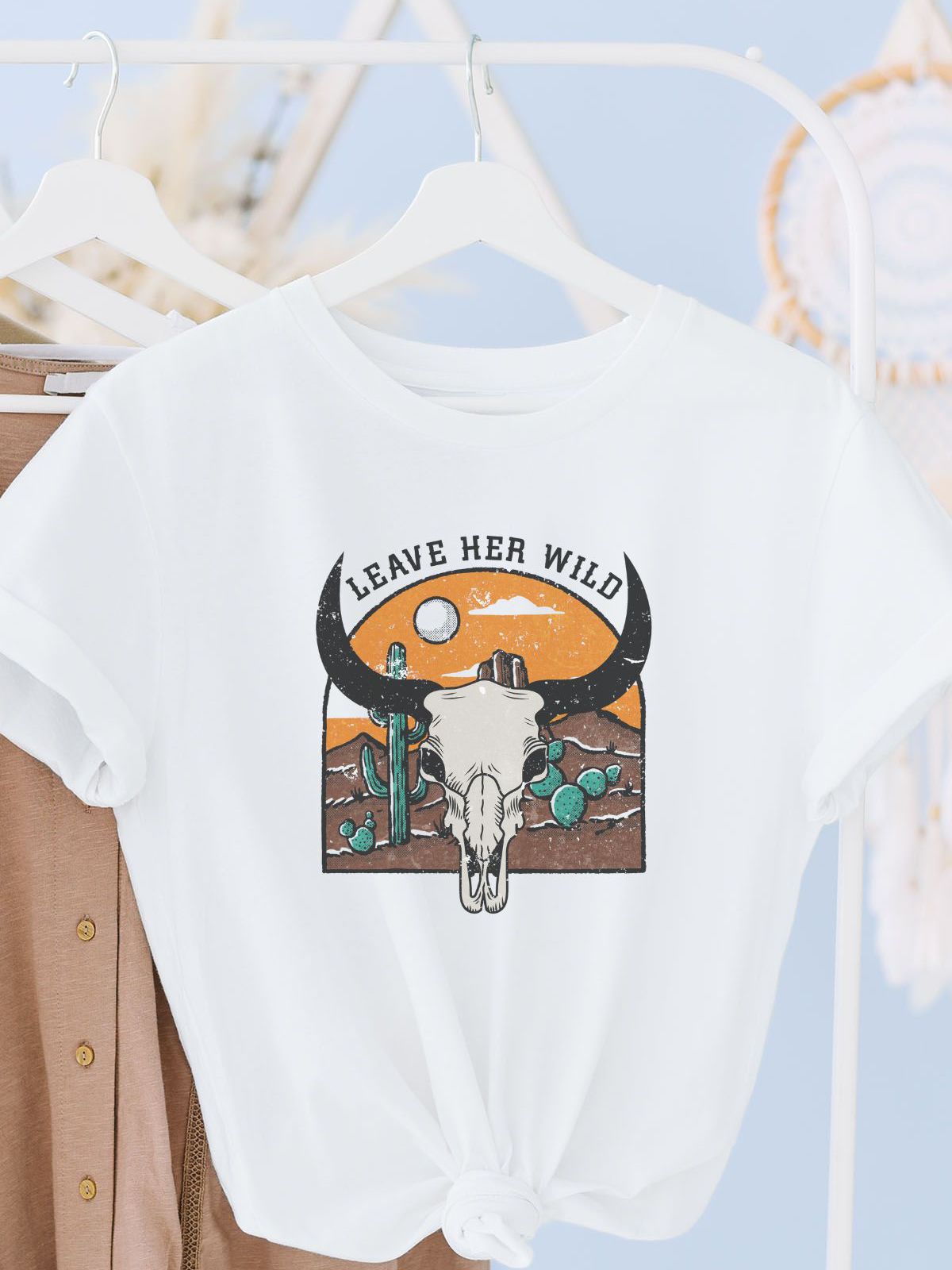 Leave Her Wild Womens T-Shirt Outdoor Nature