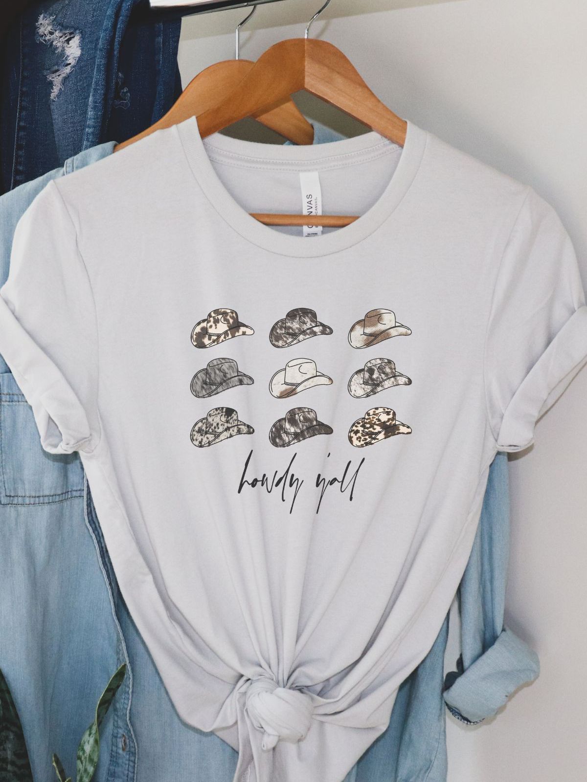 Lovely Girl Women's T-Shirt Western Style