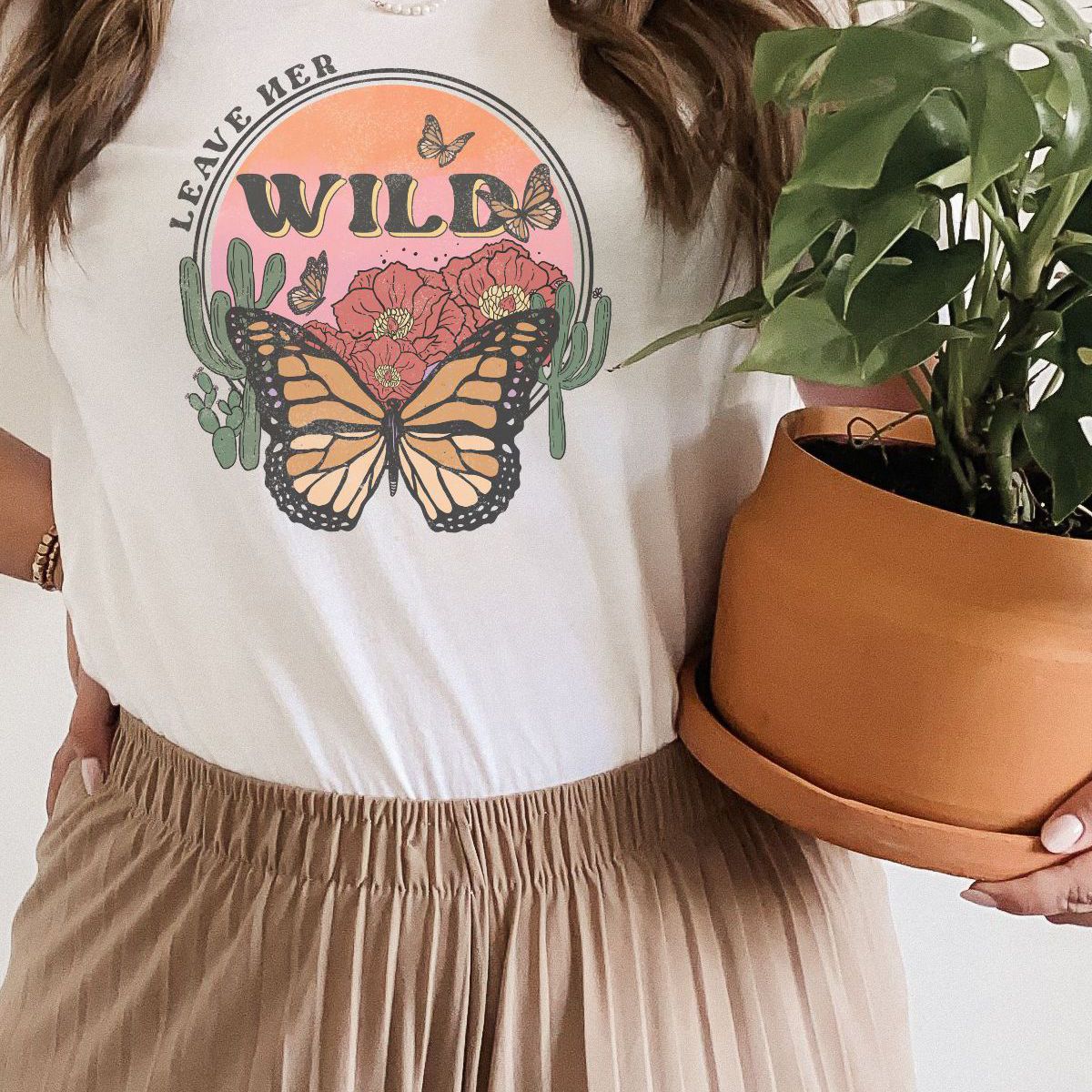 Leave Her Wild Graphic Tee