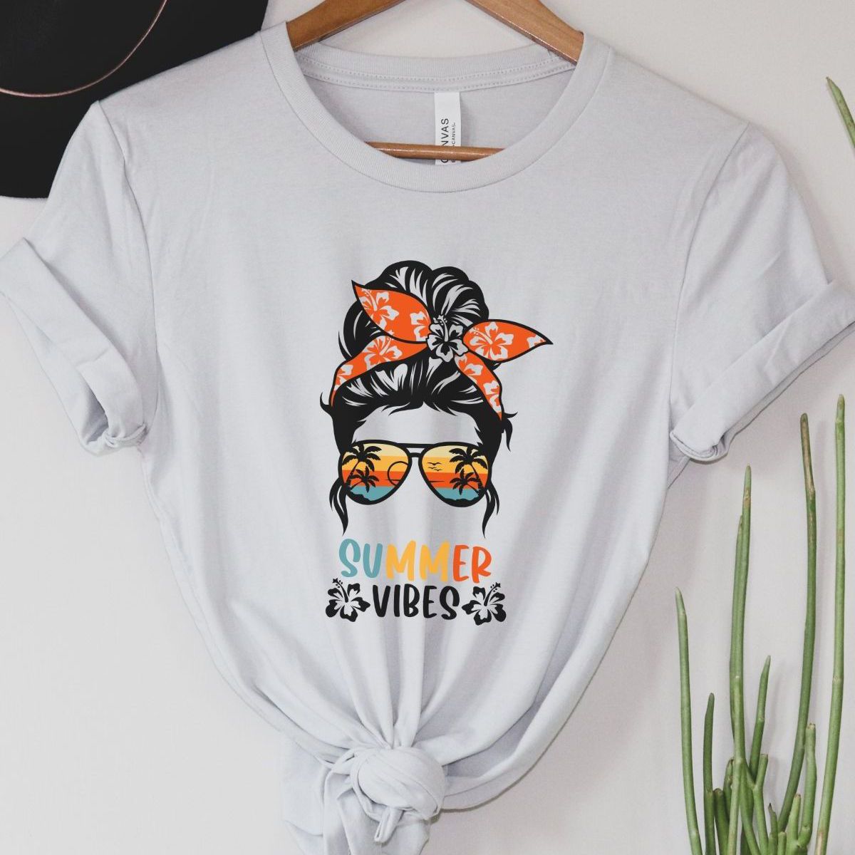 Summer Vibes Women T-Shirt Beach