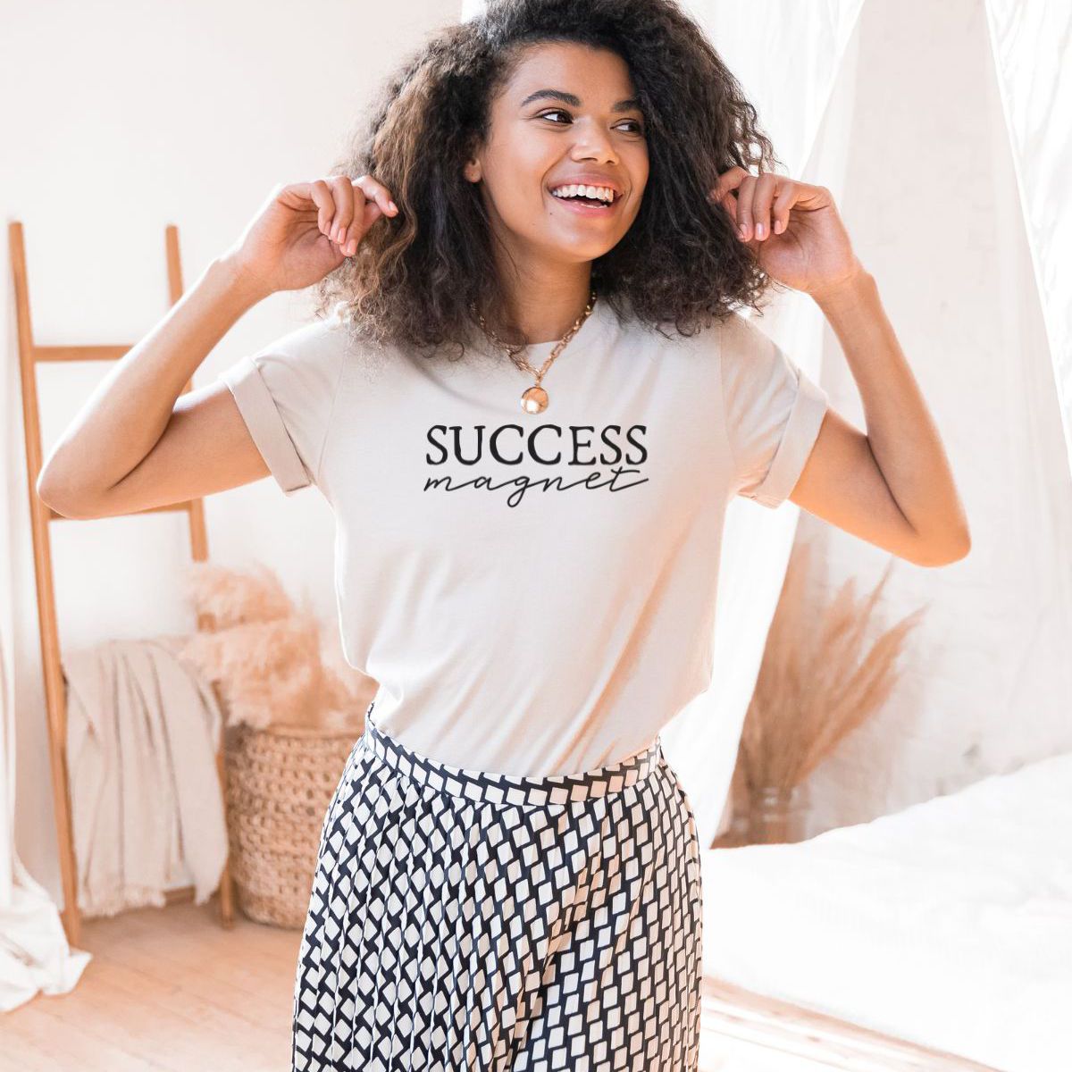 Success Magnet Womens T-Shirt Casual