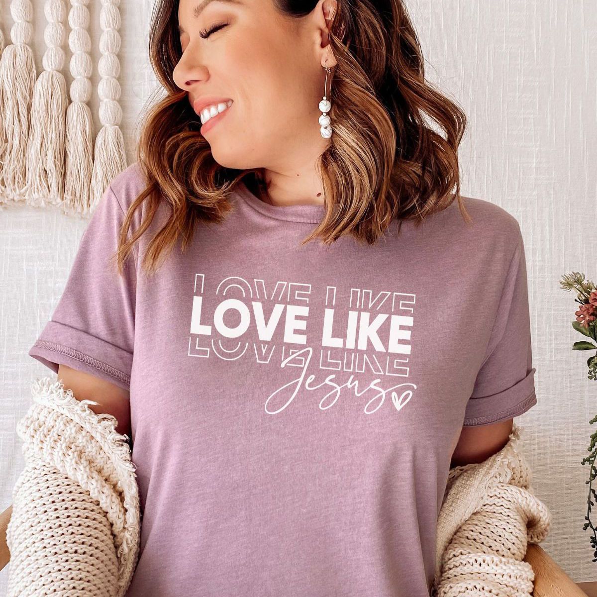 Love Like Jesus Women's T-shirt Inspirational