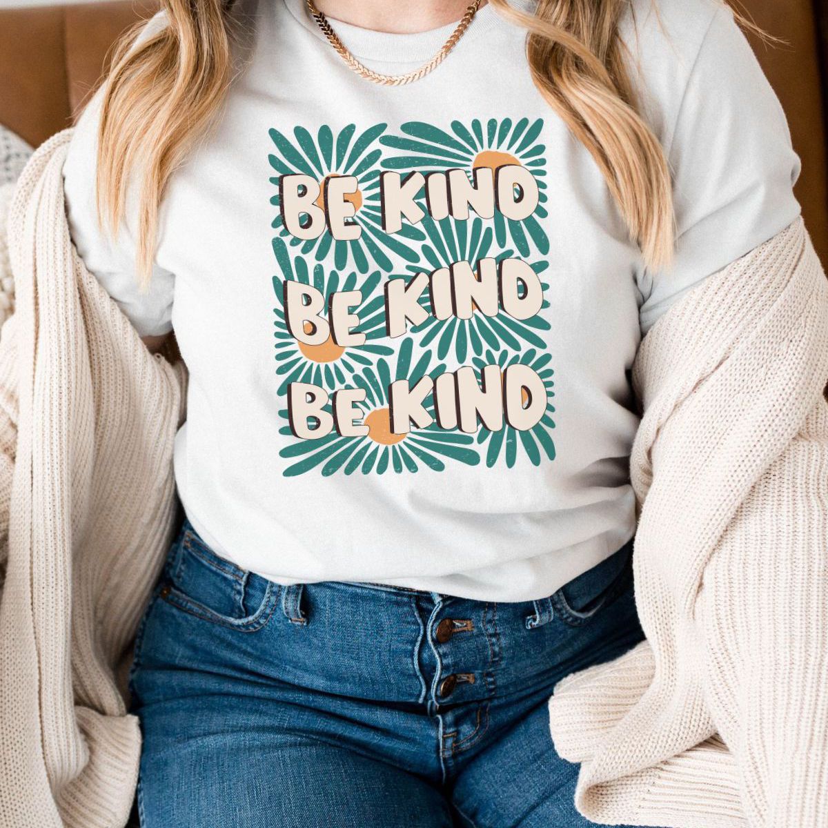 Be Kind Women's T-Shirt Spring