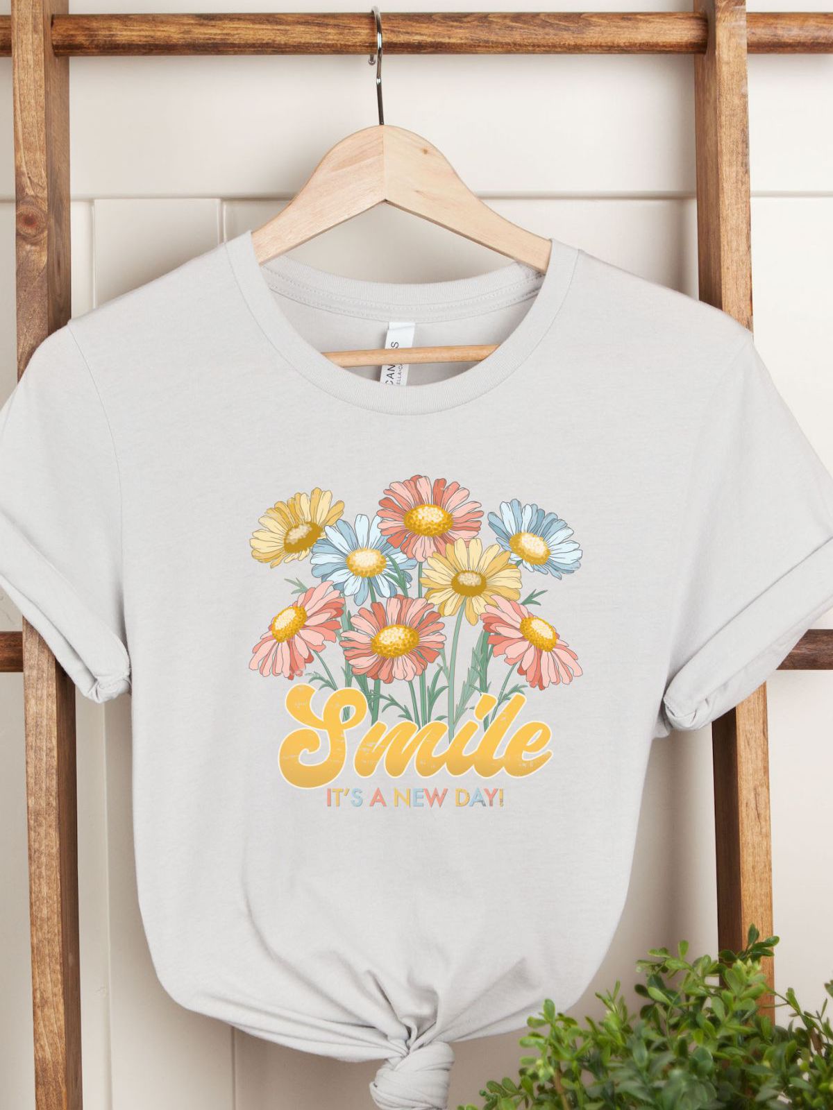 Smile Floral Women's T-Shirt Spring