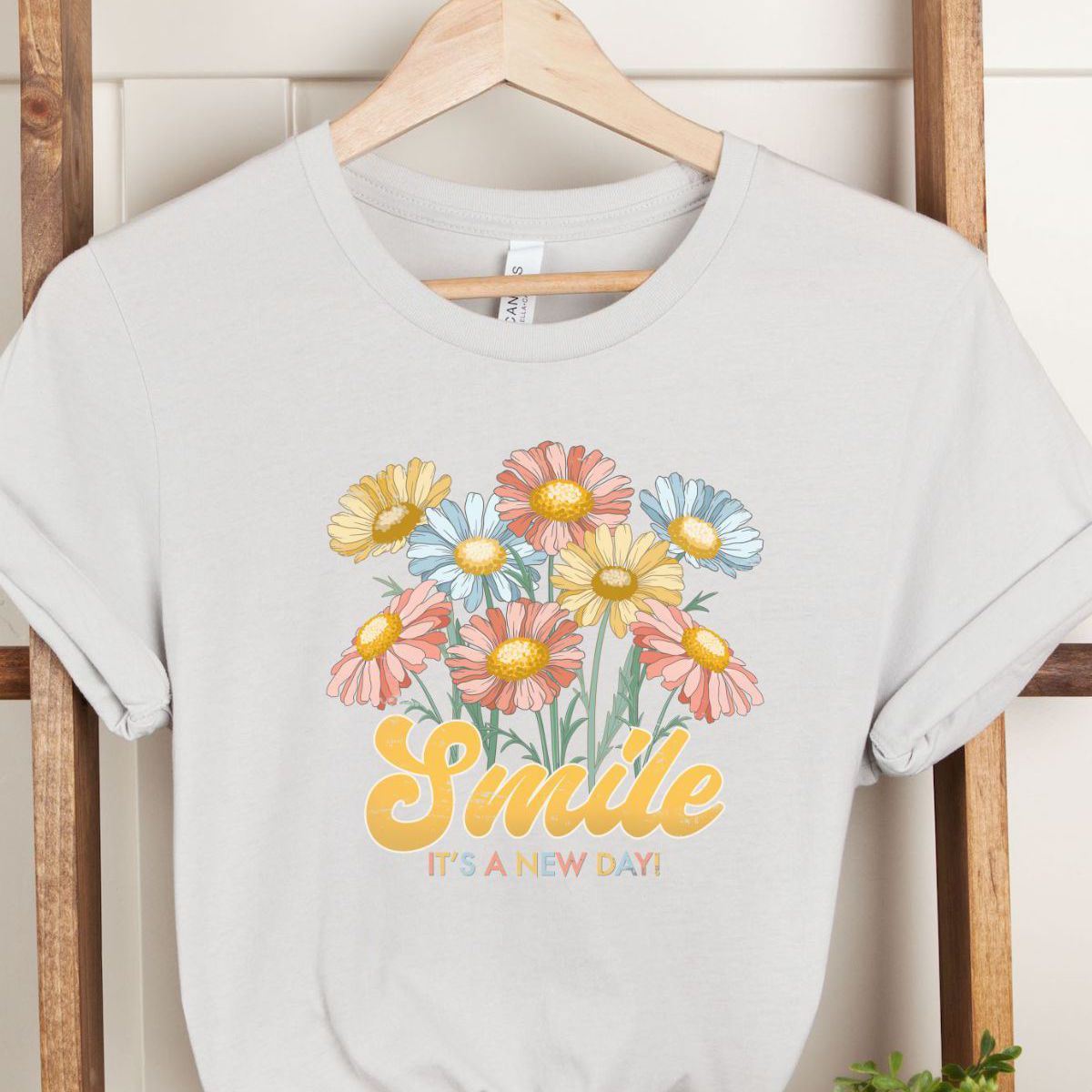 Smile Floral Women's T-Shirt Spring