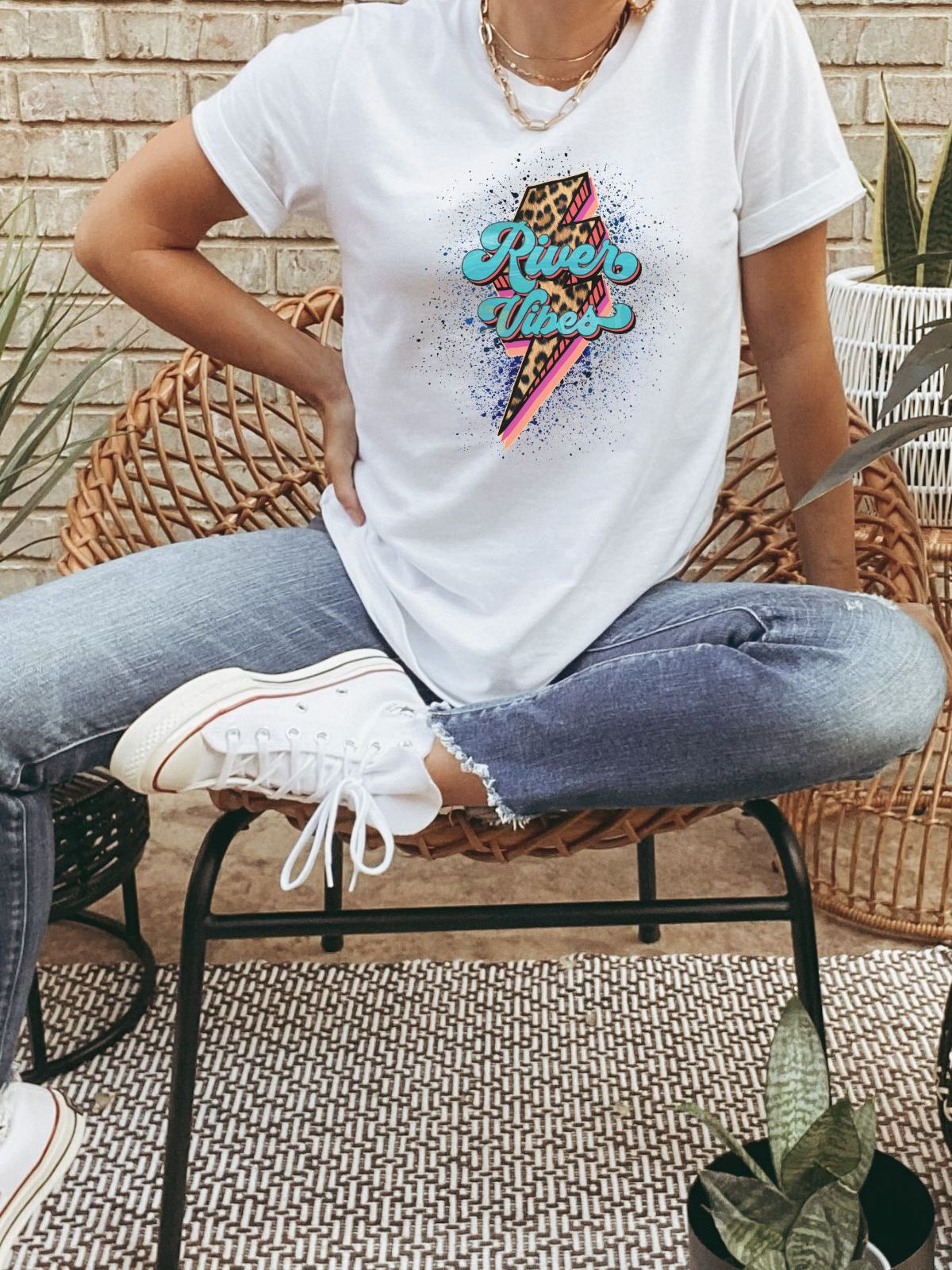 Retro Vibes Women's T-Shirt Summer