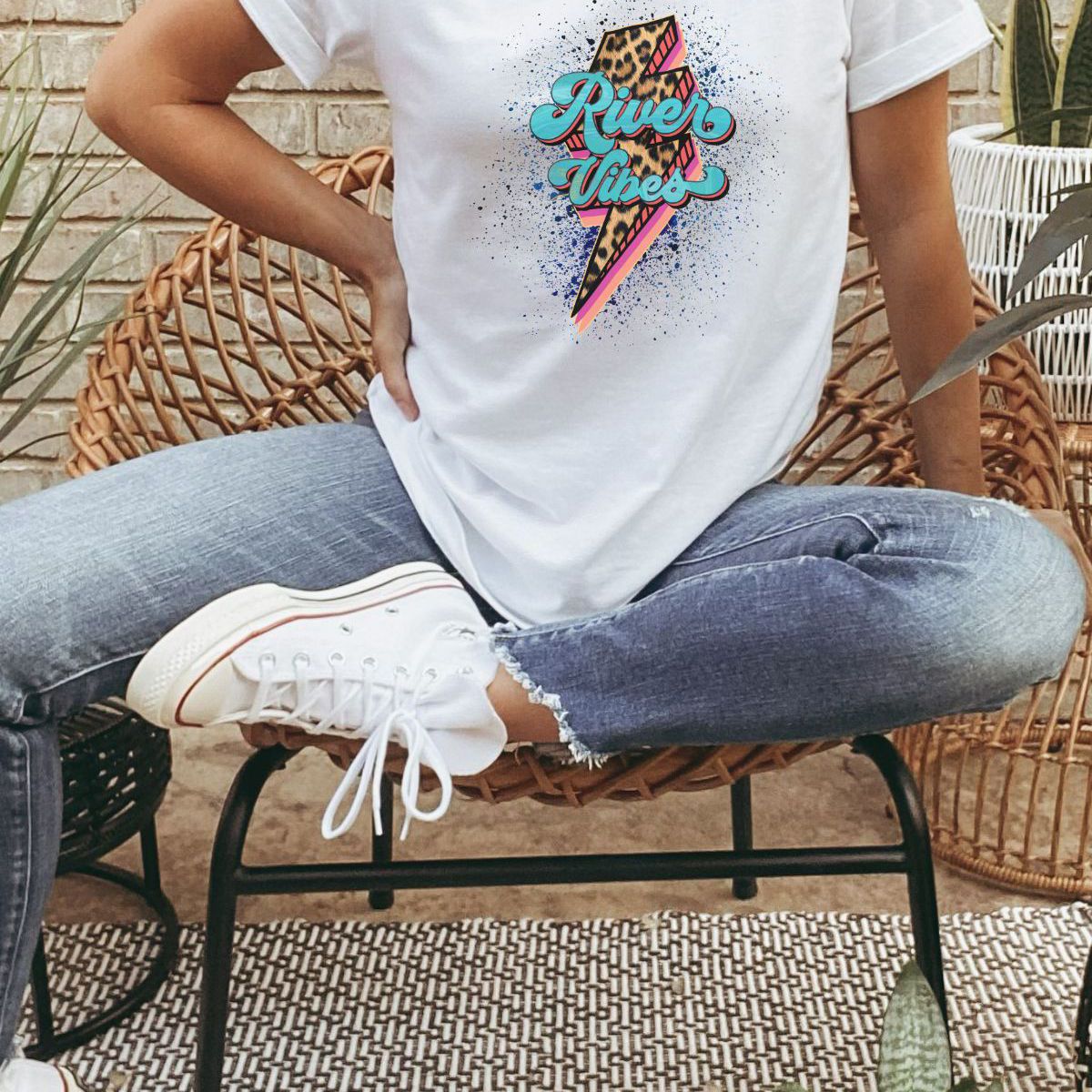 Retro Vibes Women's T-Shirt Summer
