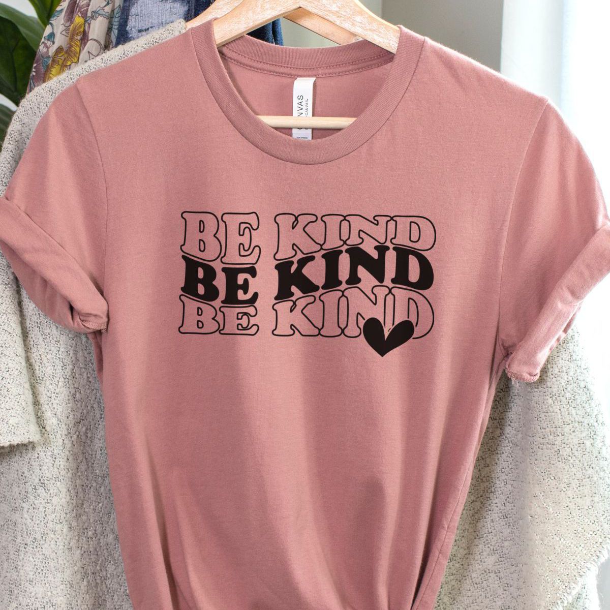 Be Kind Women's T-Shirt Casual