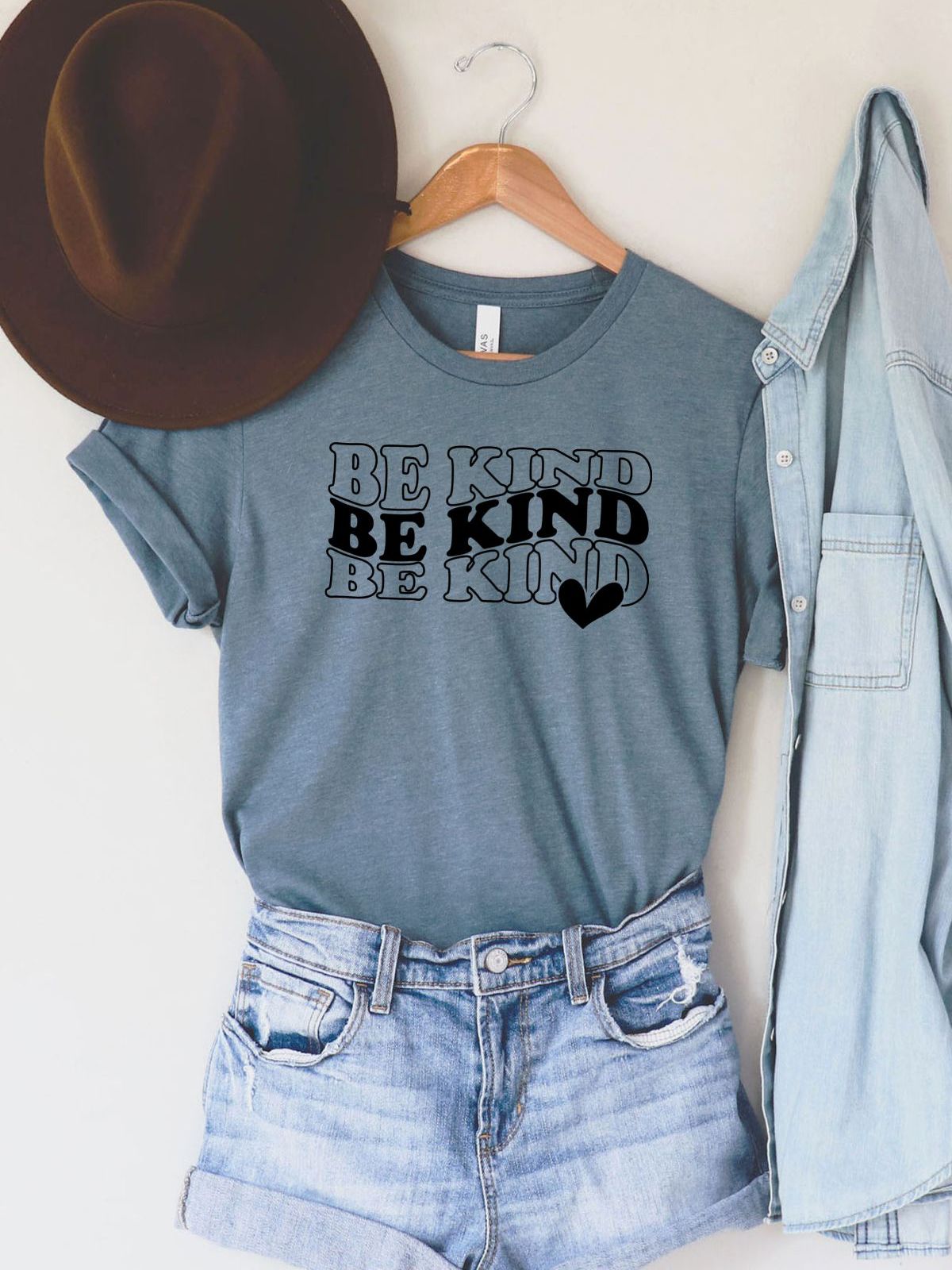 Be Kind Women's T-Shirt Casual