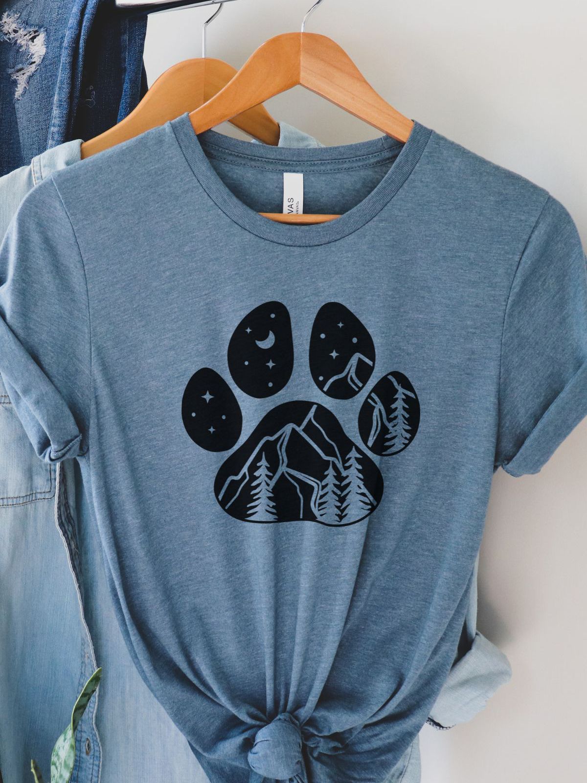 Bear Paw Women's T-Shirt Outdoors