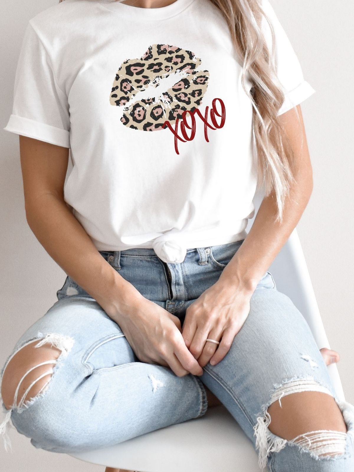 Leopard Kiss Women's T-Shirt Valentine's Day