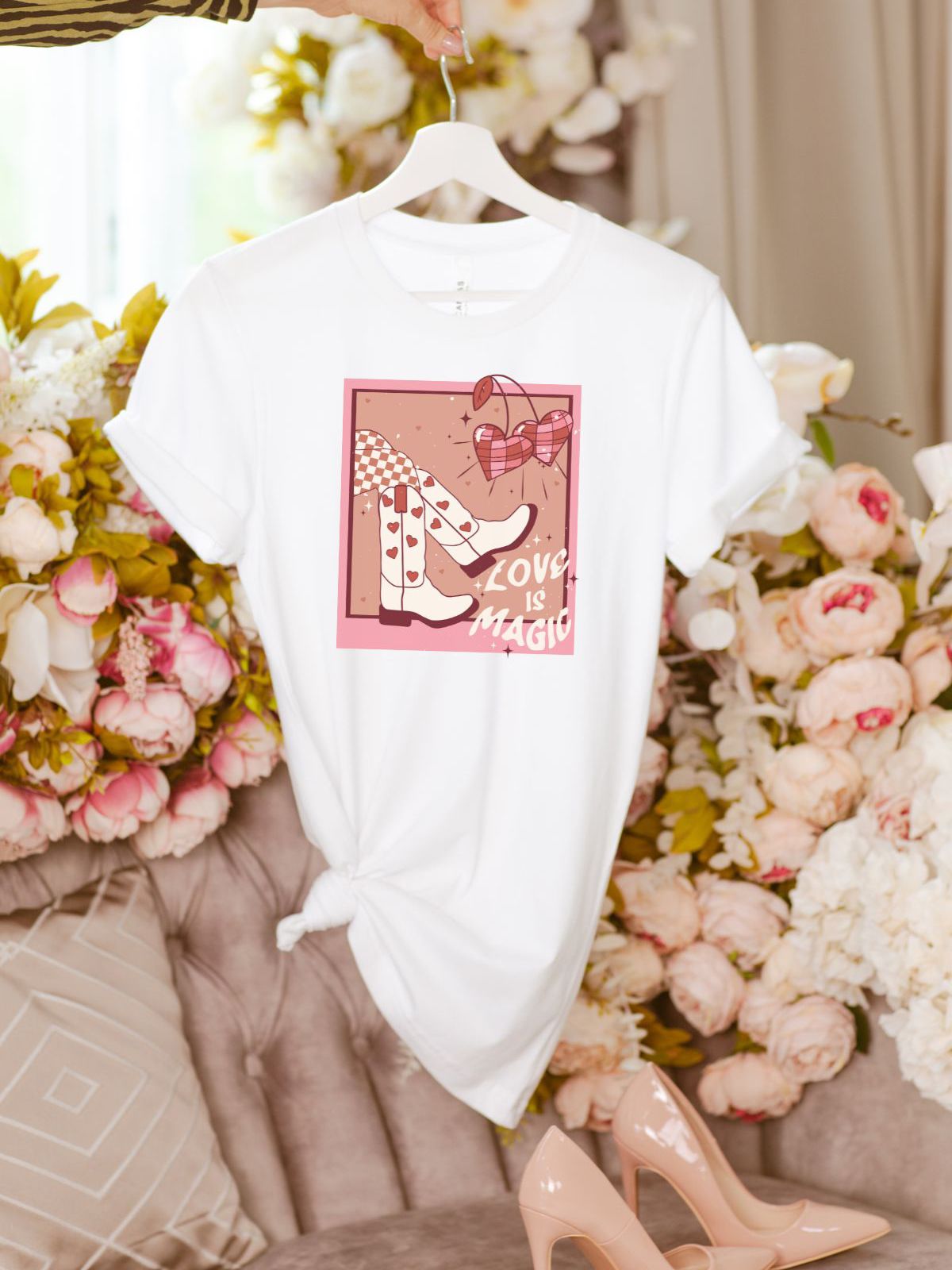 Love Magic Women's T-Shirt Valentine's Day